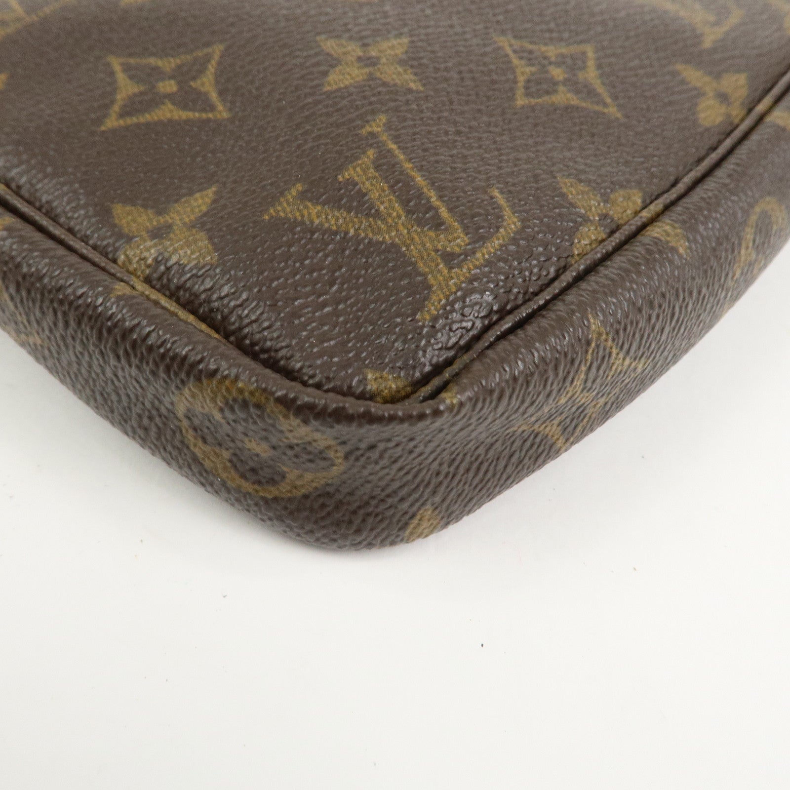 Louis Vuitton Monogram Pochette Accessoires Pouch Hand Bag M51980