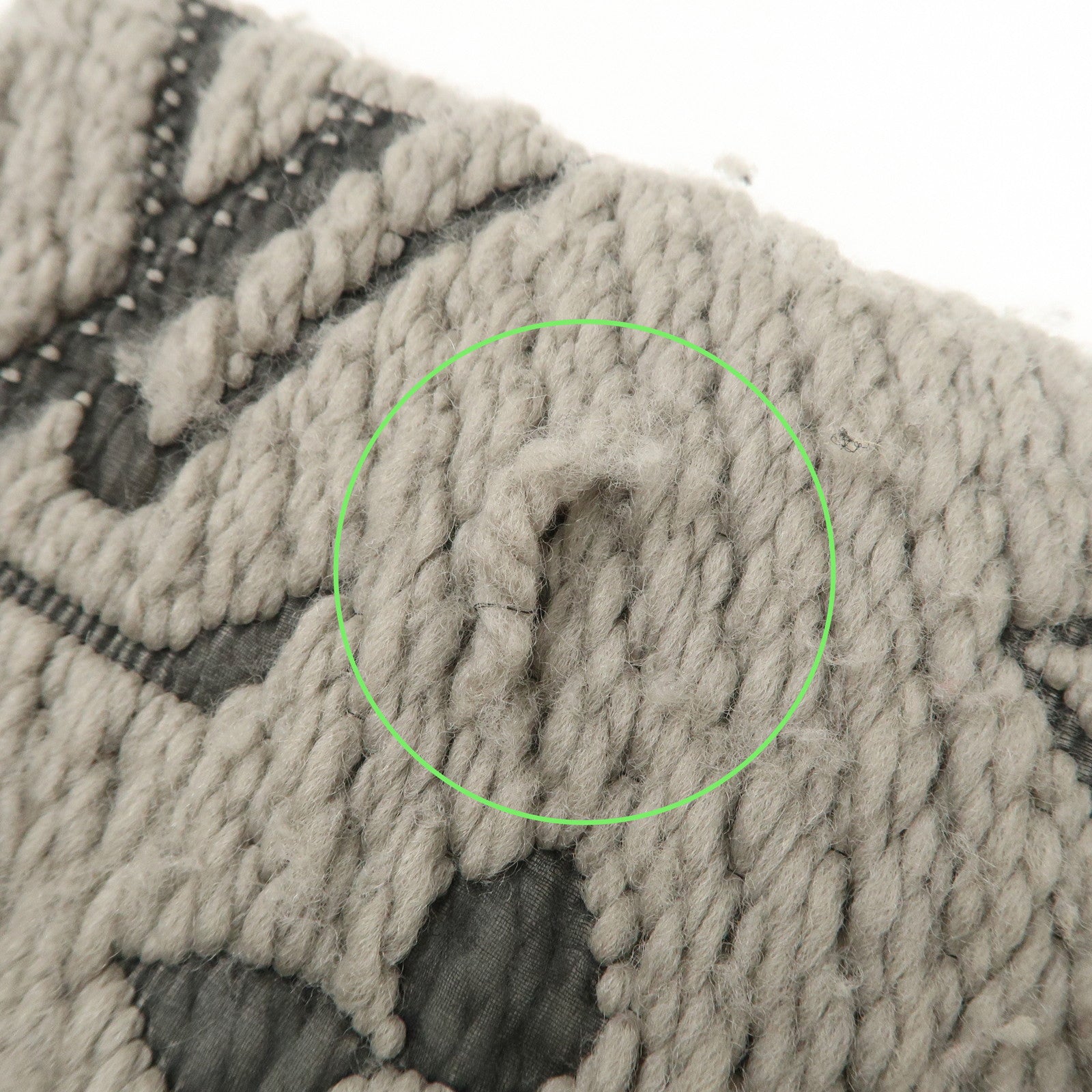 Louis Vuitton Monogram Escharp Logomania Scarf Gris Perle M74742