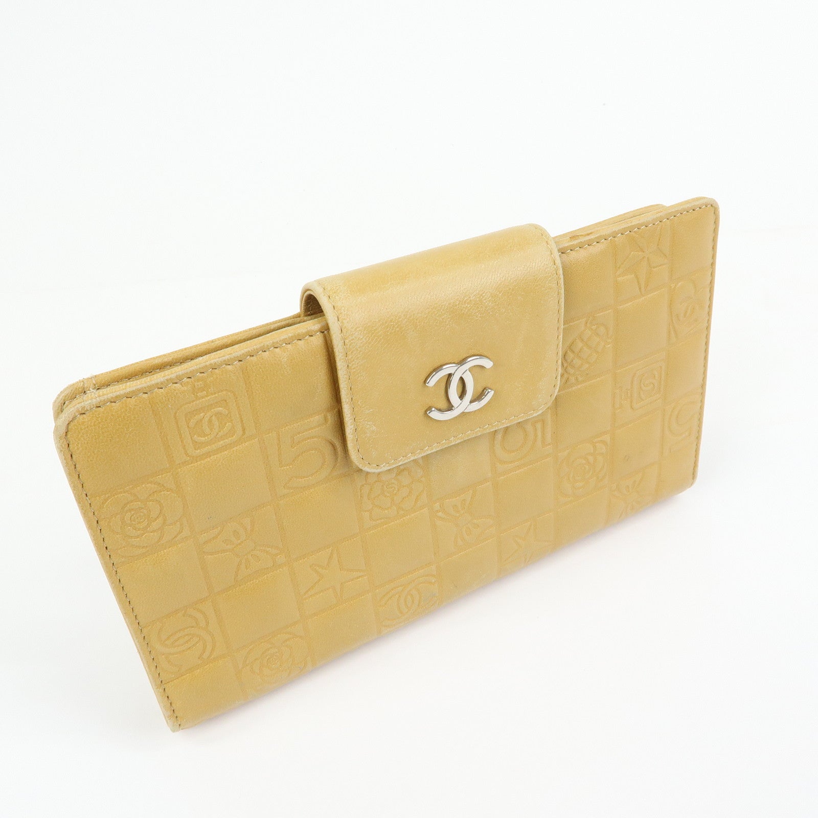CHANEL Chocolate Bar Lamb Skin Long Wallet Yellow Beige A82281