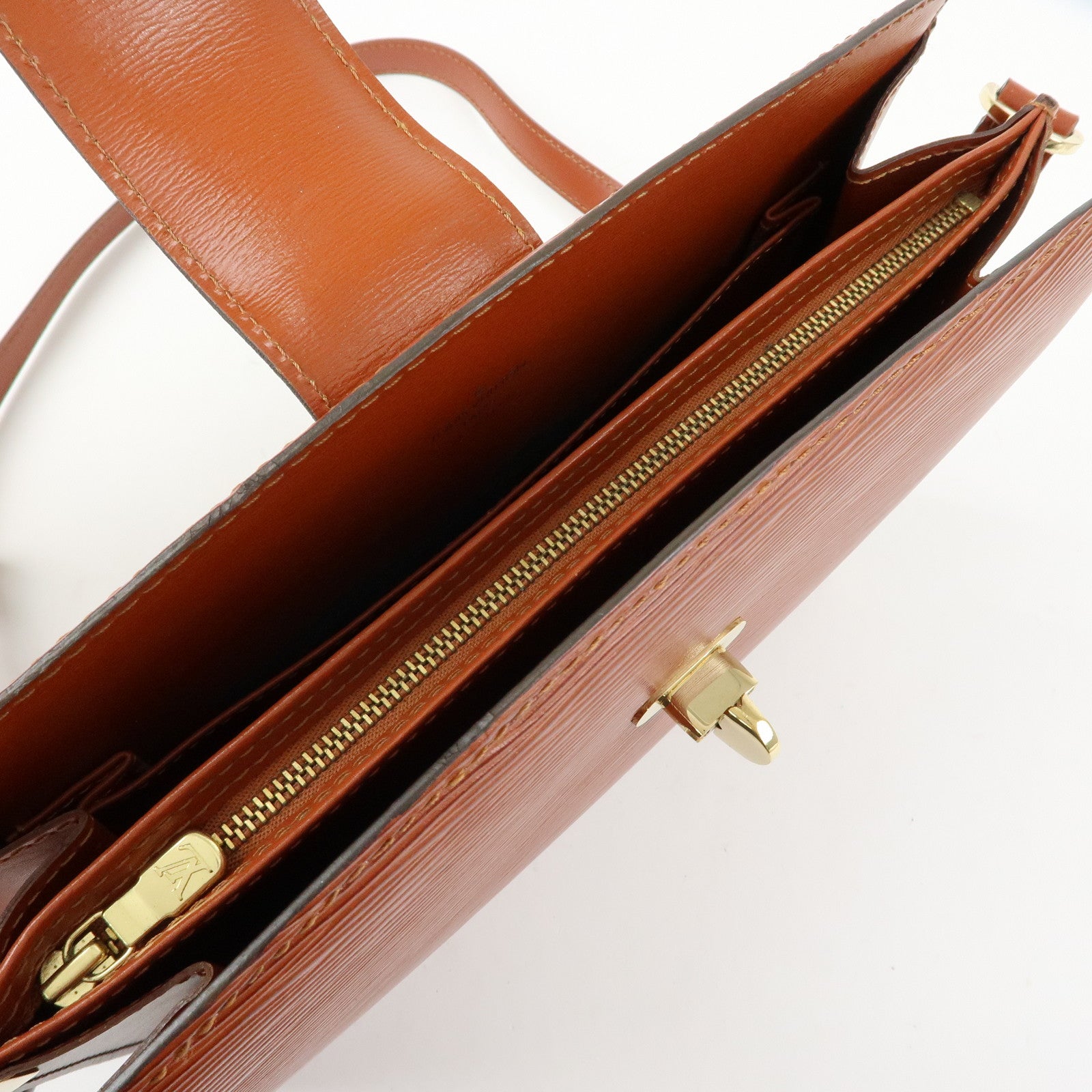 Louis Vuitton Epi Leather Capucines Shoulder Bag Kenya Brown M52343