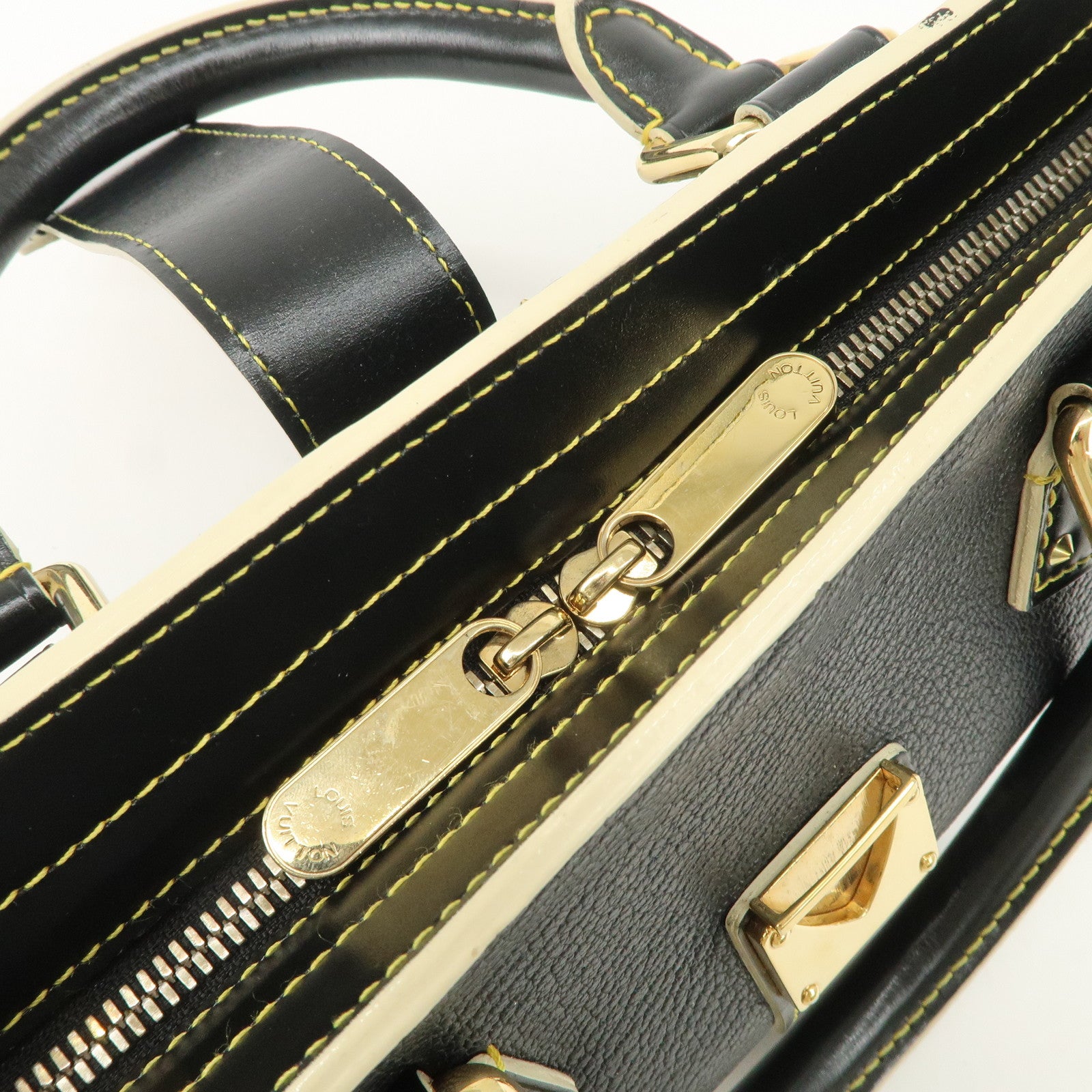 Louis Vuitton Suhari Leather Epanui PM Hand Bag Noir M91851 Used