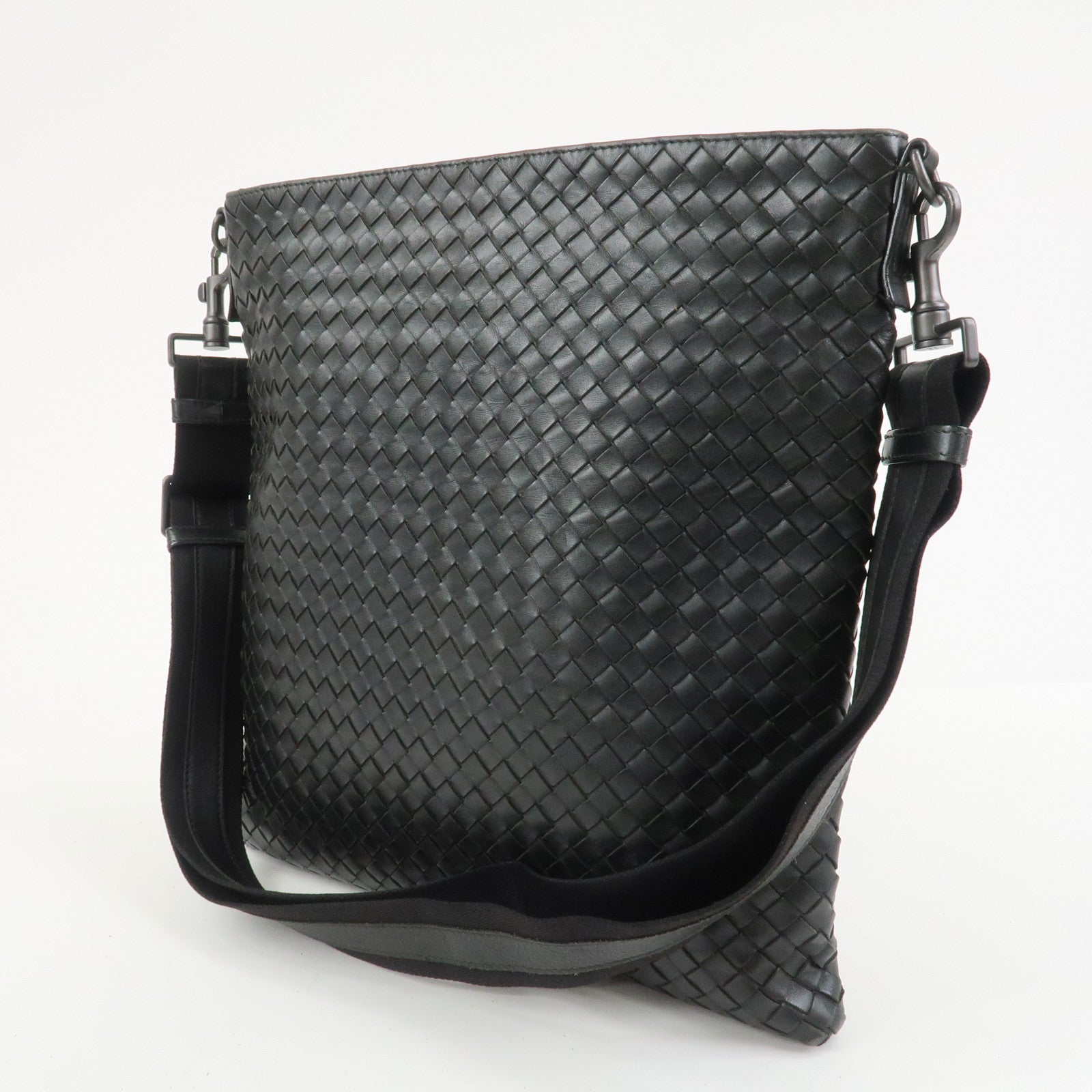 BOTTEGA VENETA Intrecciato Shoulder Bag Crossbody Bag Black 276356
