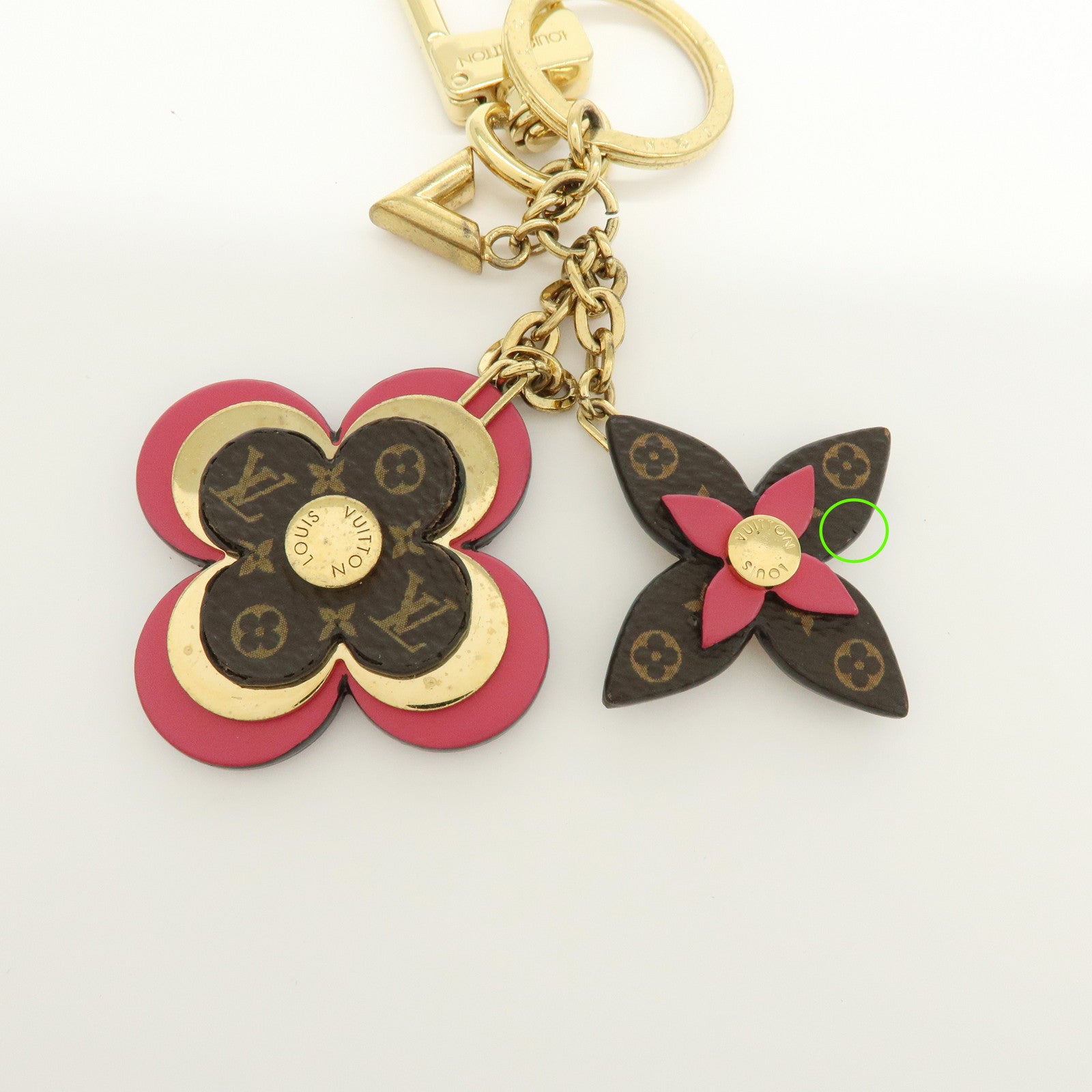 Louis Vuitton Porte Cles Blooming Flower Bag Charm Key Chain M63084