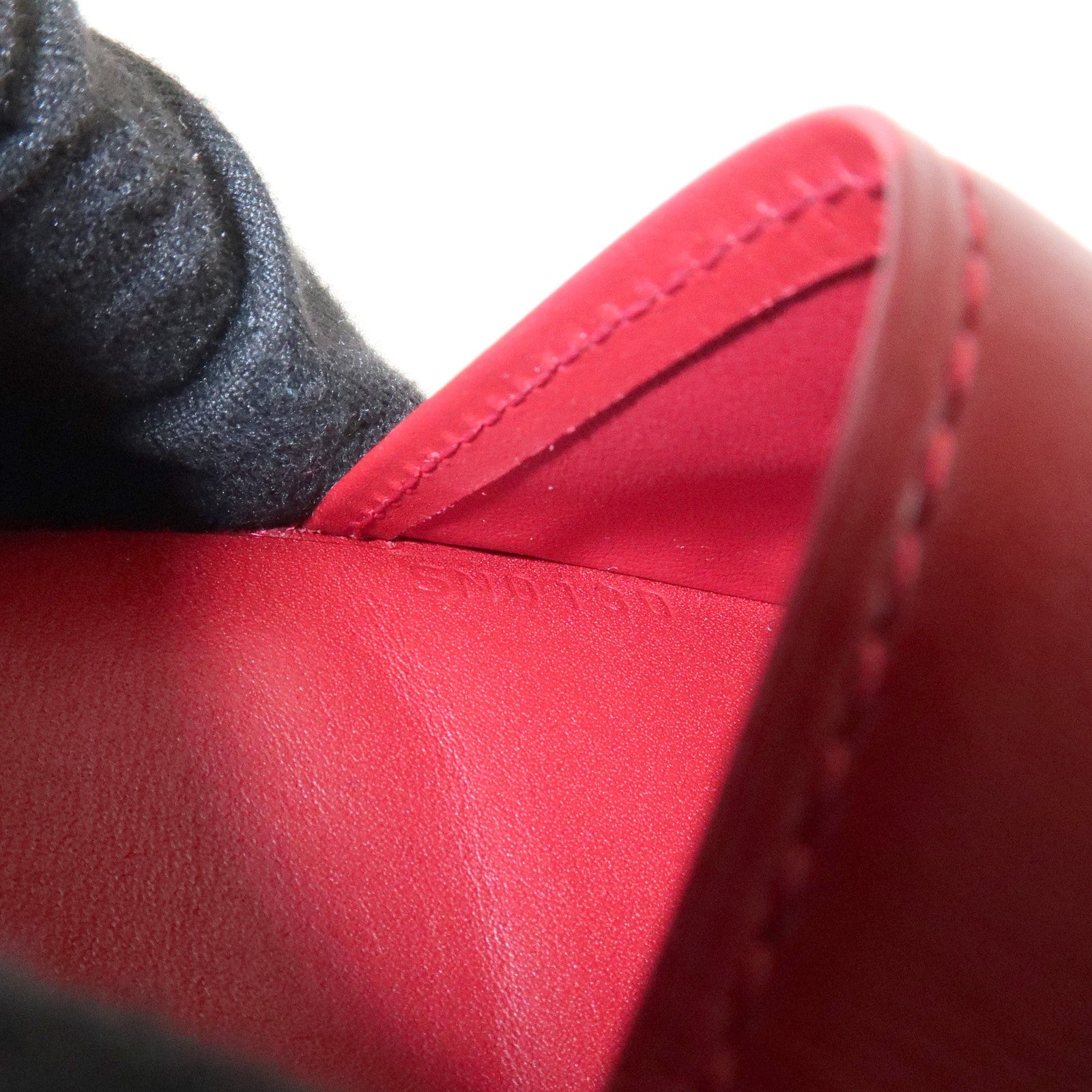 Louis Vuitton Vernis Porte Monnaie Billets Cartes de Credit M91982