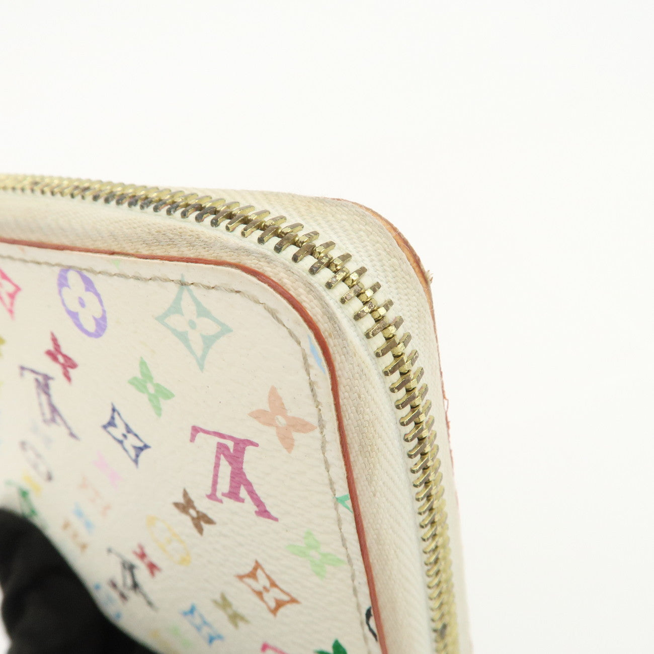 Louis Vuitton Monogram Multicolor Zippy Long Wallet Blanc M60241