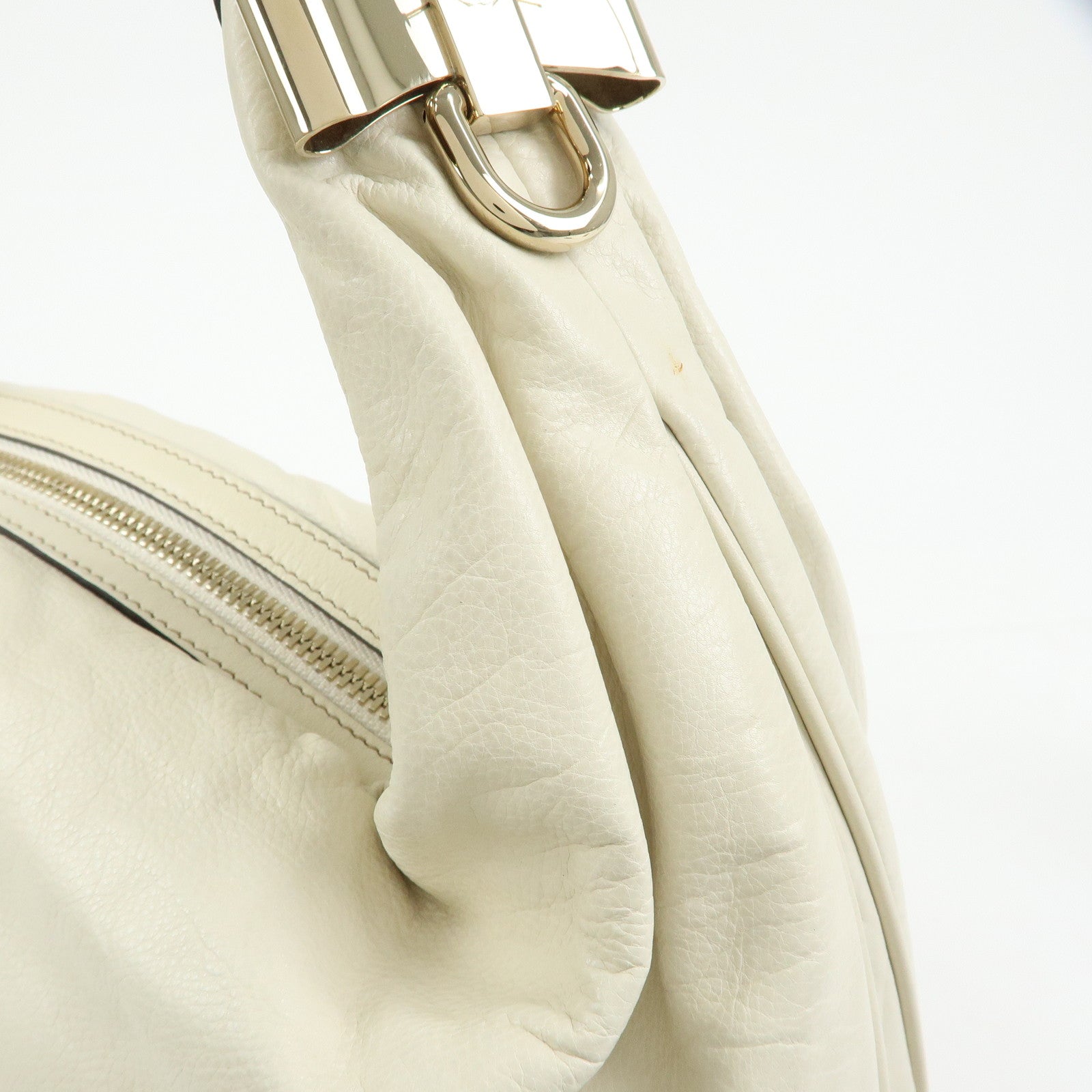 GUCCI Interlocking G Crest Leather Shoulder Bag Ivory 181492