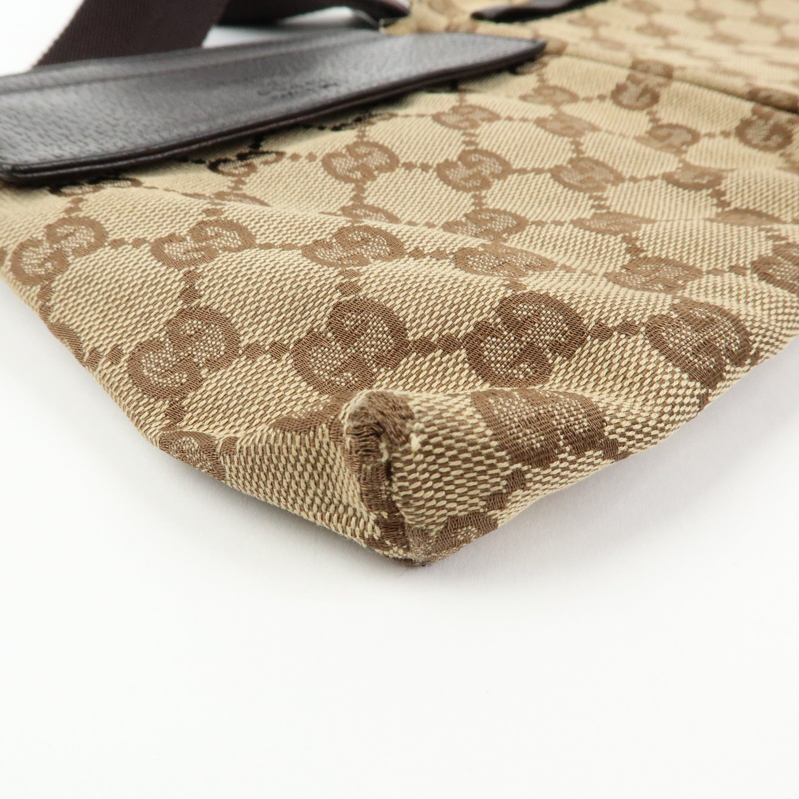 GUCCI GG Canvas Leather Waist Pouch Body Bag Beige Brown 28566