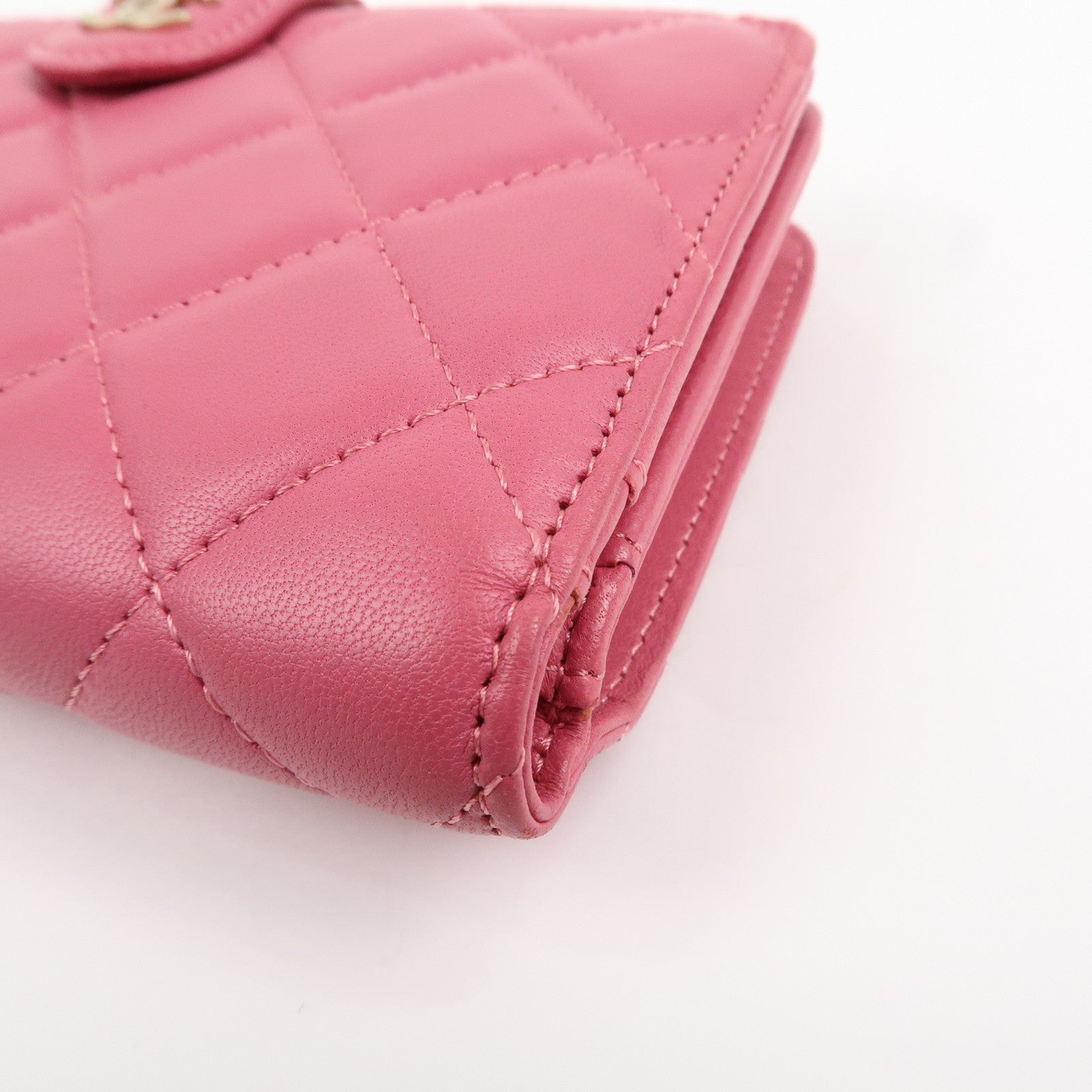 CHANEL Matelasse Lamb Skin Bi-fold Wallet Purse Pink