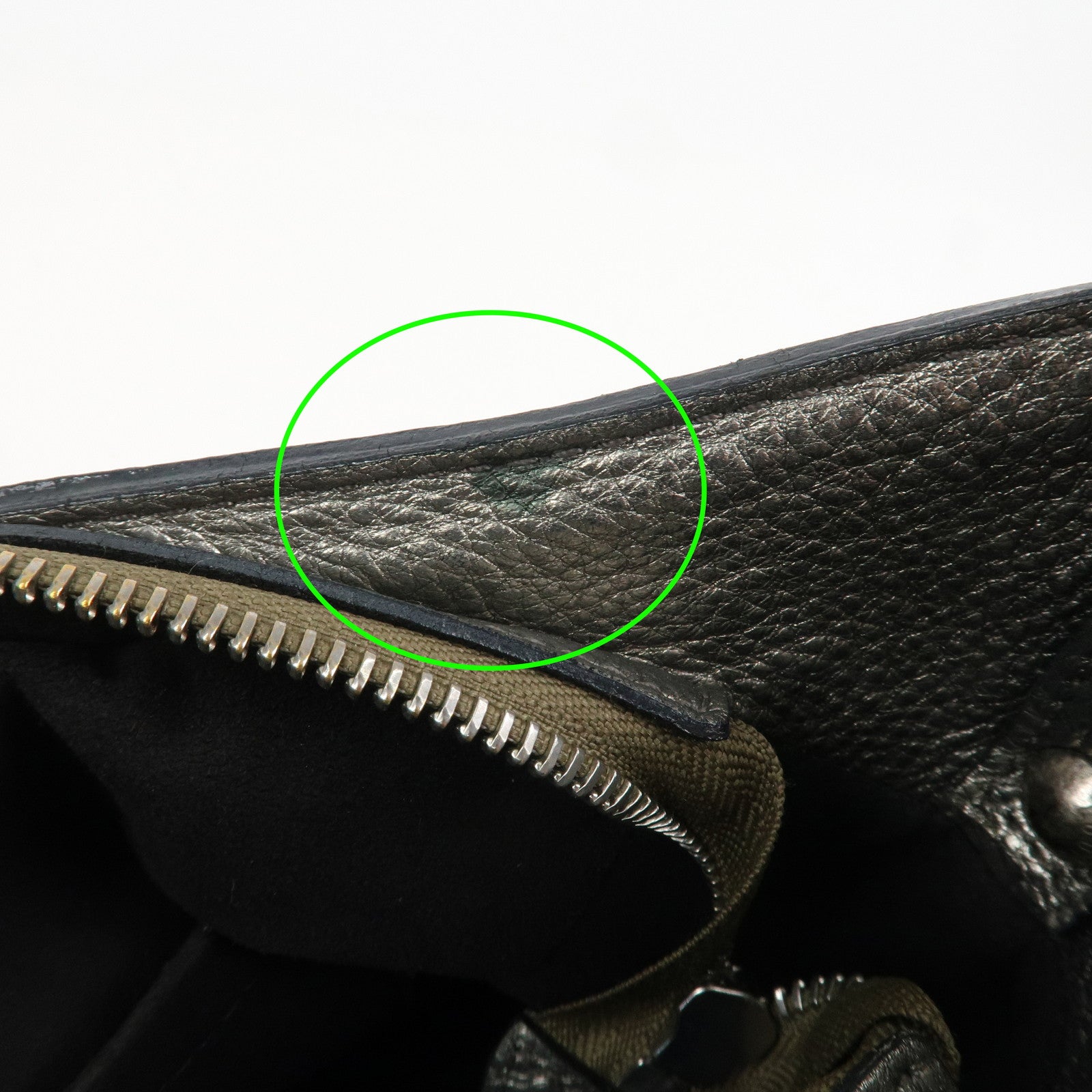 Louis Vuitton Monogram Mahina XS Shoulder Bag Argent M95718