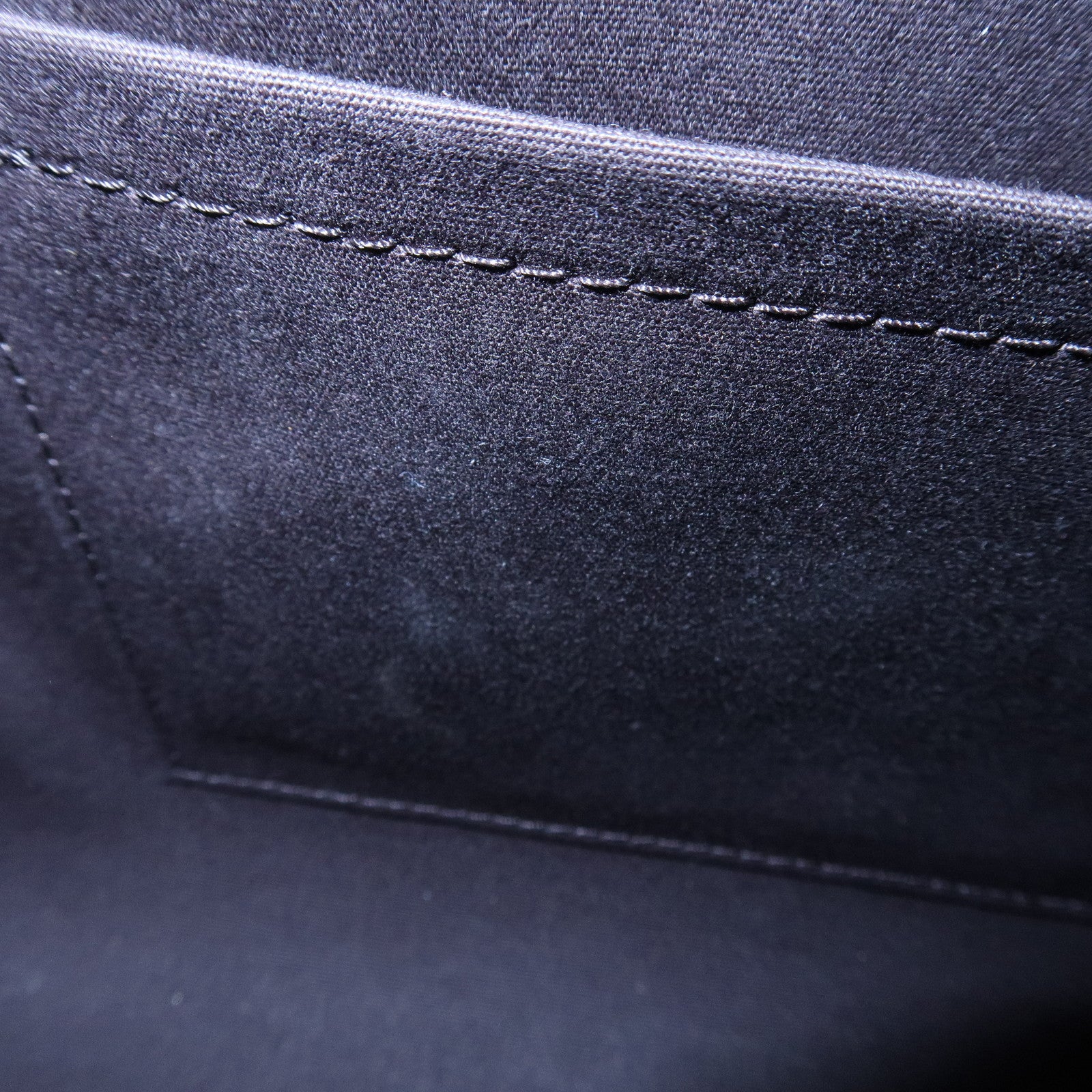 Louis Vuitton Monogram Vernis Leather Montana Hand Bag Noir M90060