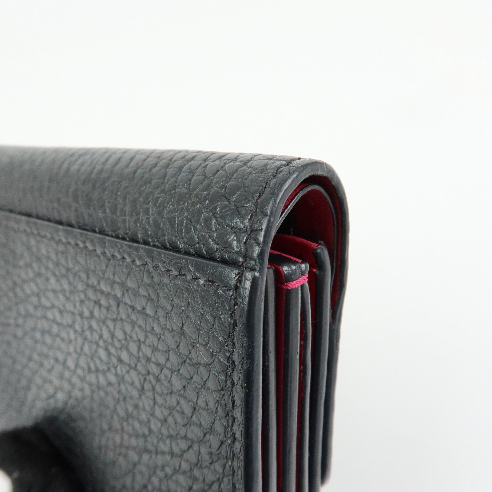 Louis Vuitton Portefoille Capucines XS Compact Wallet Black M68587