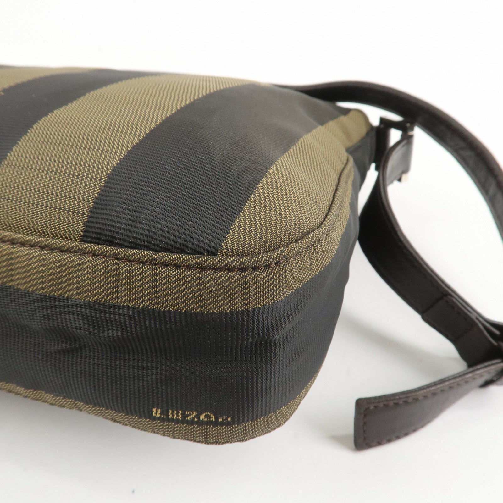 FENDI Pequin Canvas Leather Shoulder Bag Brown Black 26654