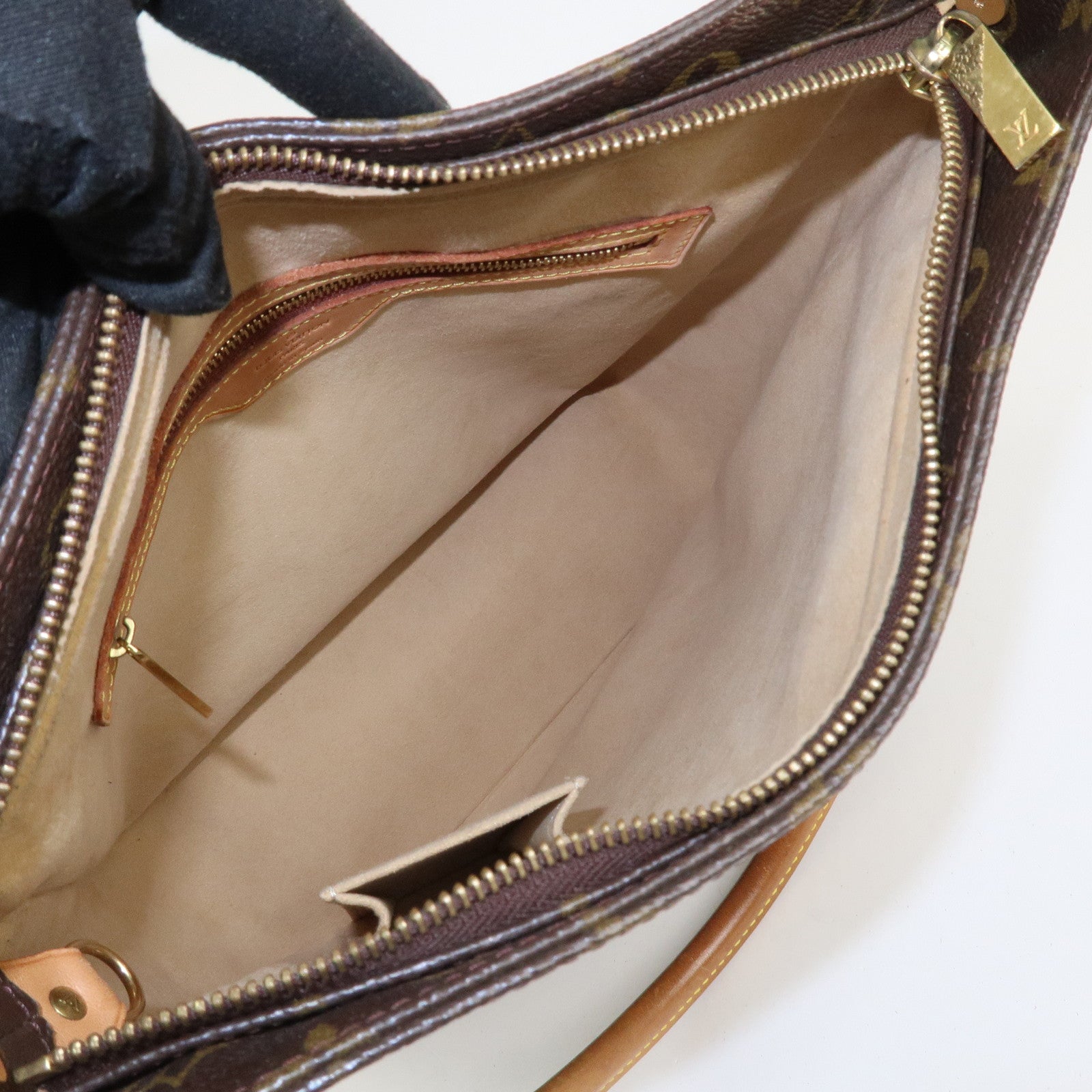 Louis Vuitton Monogram Looping GM Shoulder Bag Bown M51145