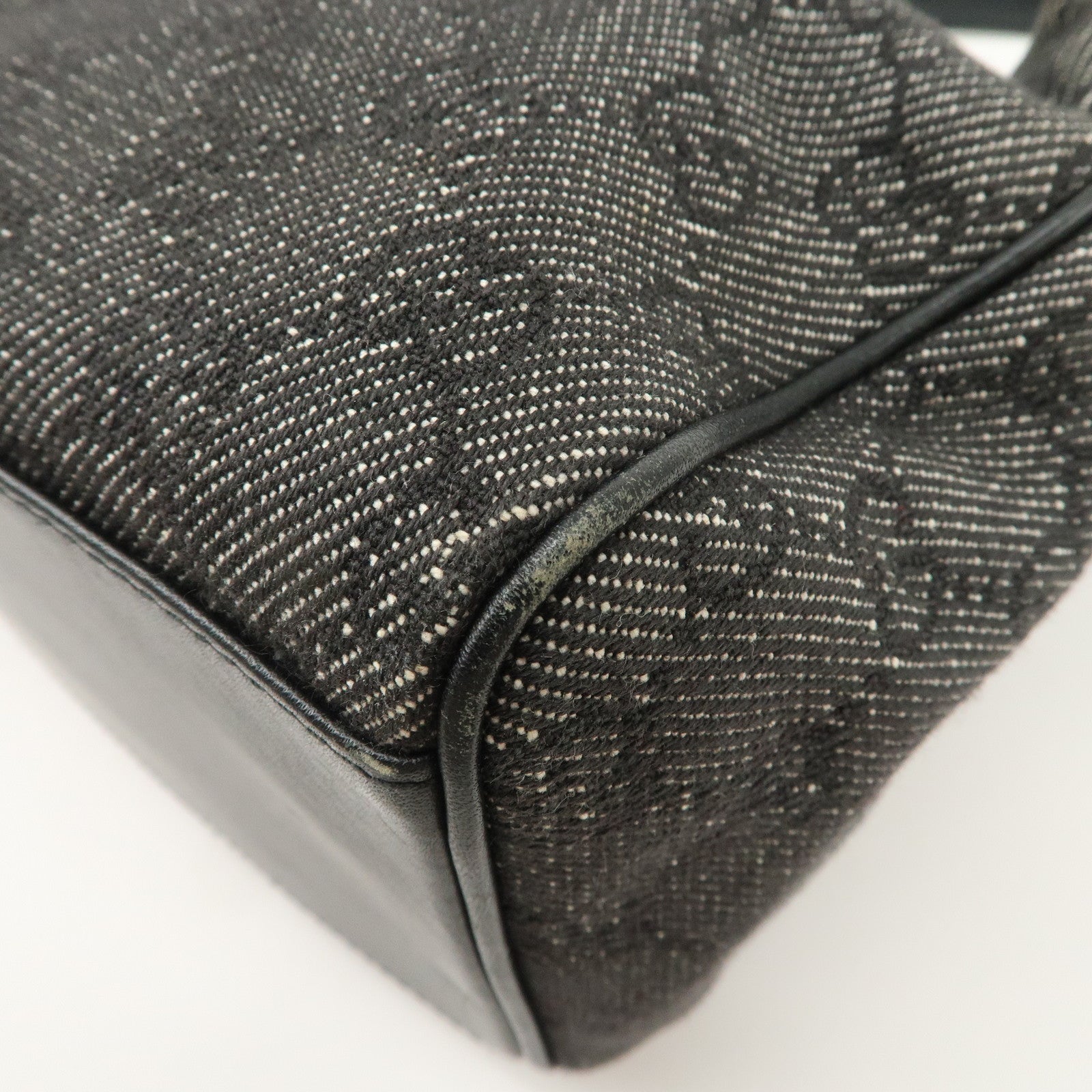 GUCCI GG Canvas Leather Shoulder Bag Hand Bag Black 92699 Used