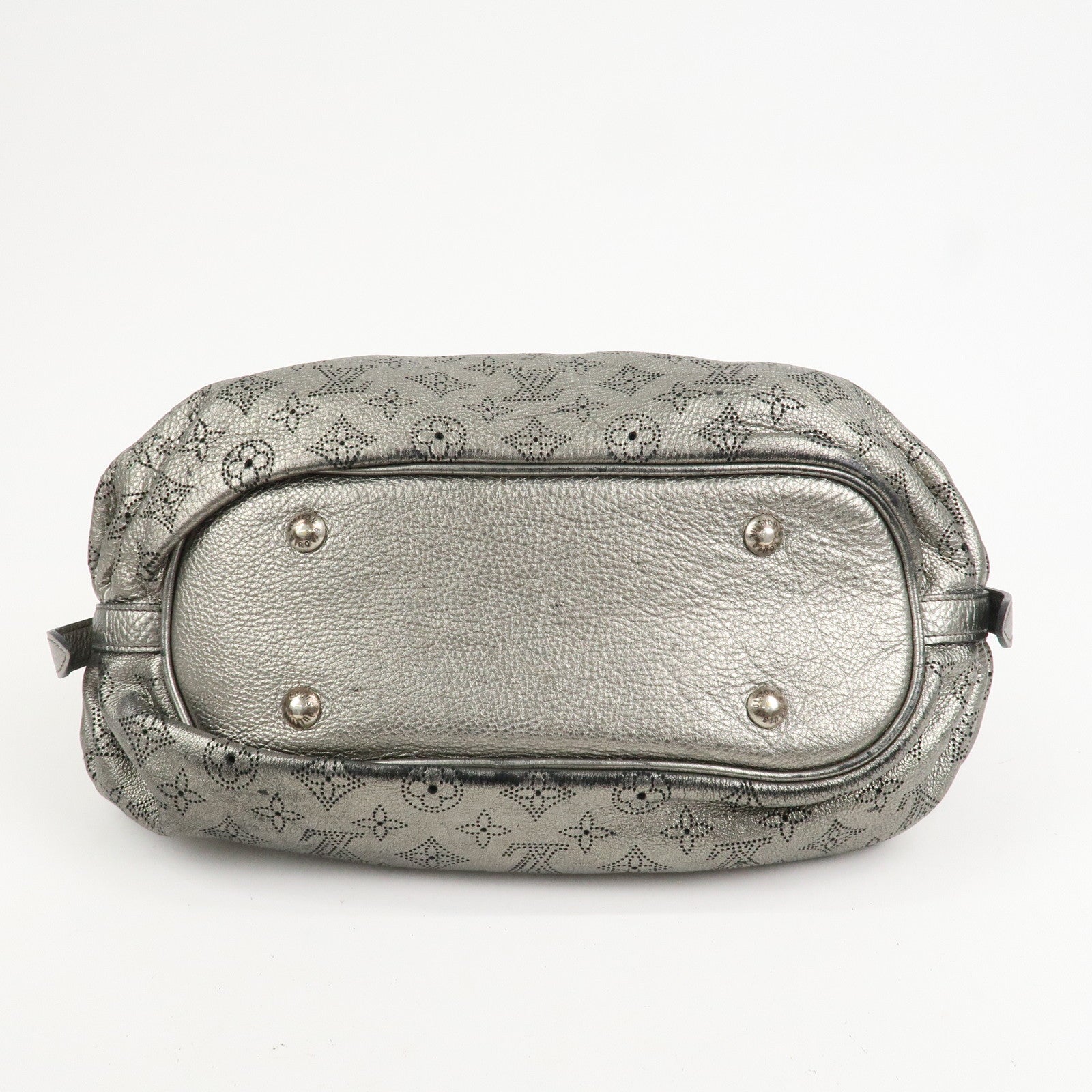 Louis Vuitton Monogram Mahina XS Shoulder Bag Argent M95718