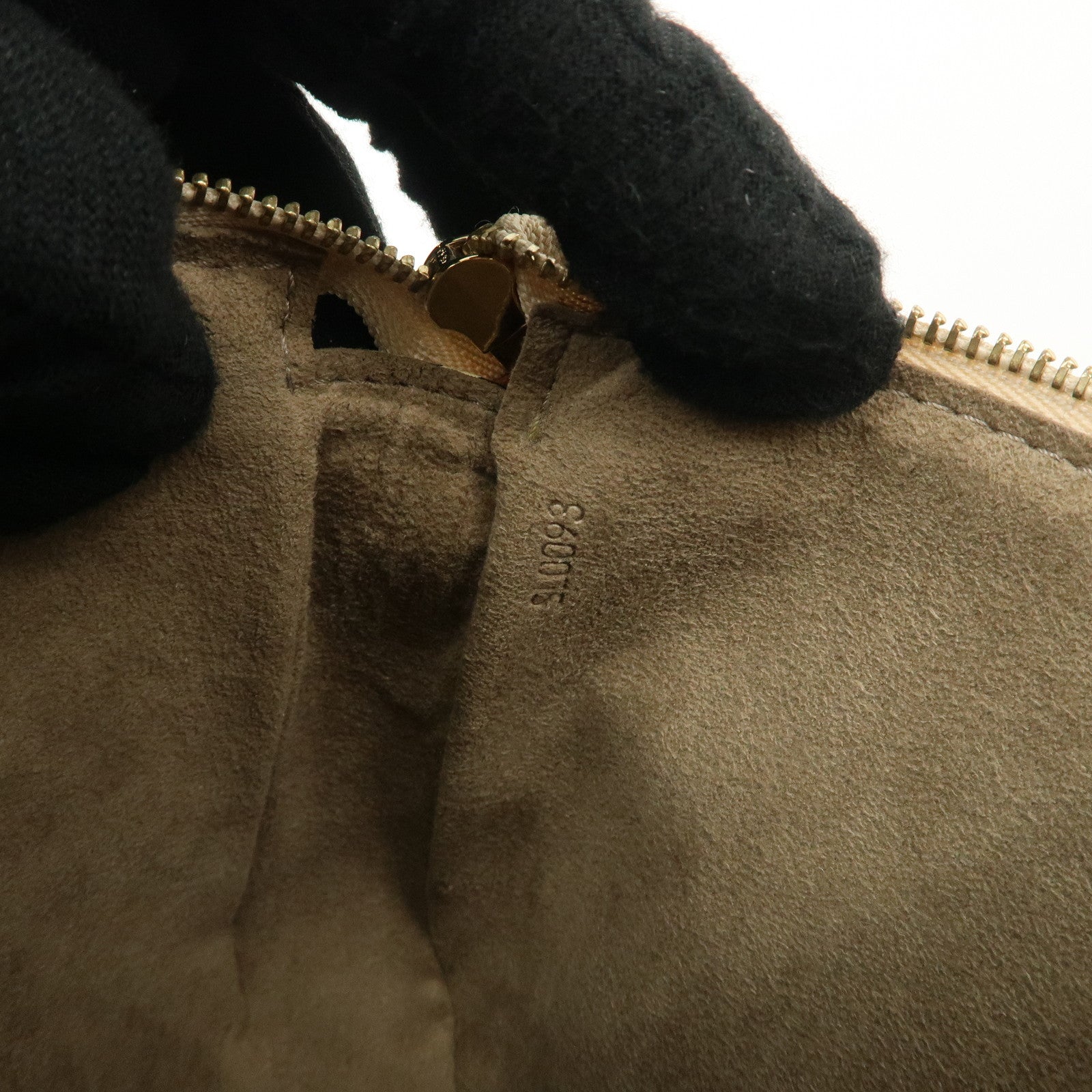 Louis Vuitton Monogram Multicolor Pochette Accessoires Noir M92648 Used