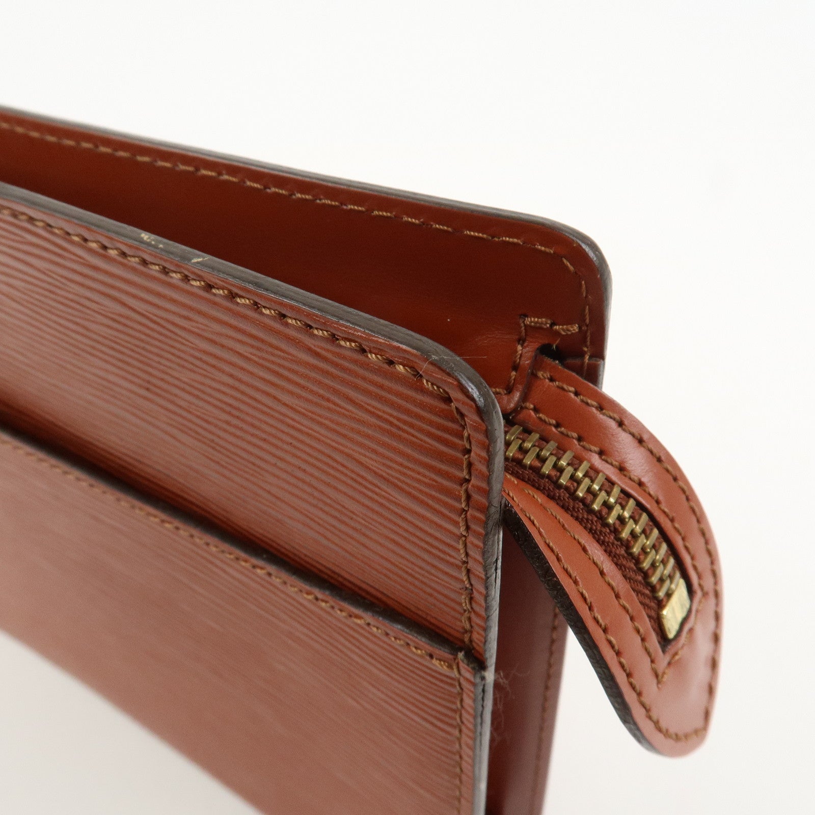Louis Vuitton Epi Pochette Homme Clutch Bag Kenya Brown M52523