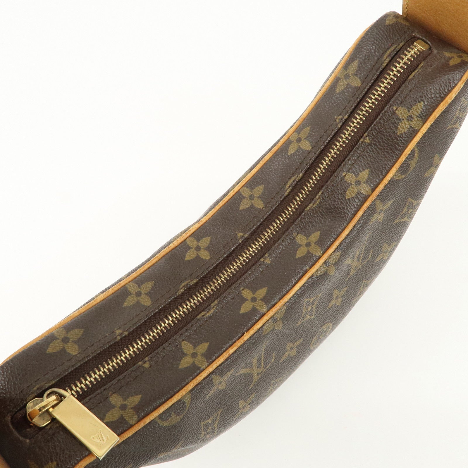 Louis Vuitton Monogram Croissant MM Shoulder Bag M51512