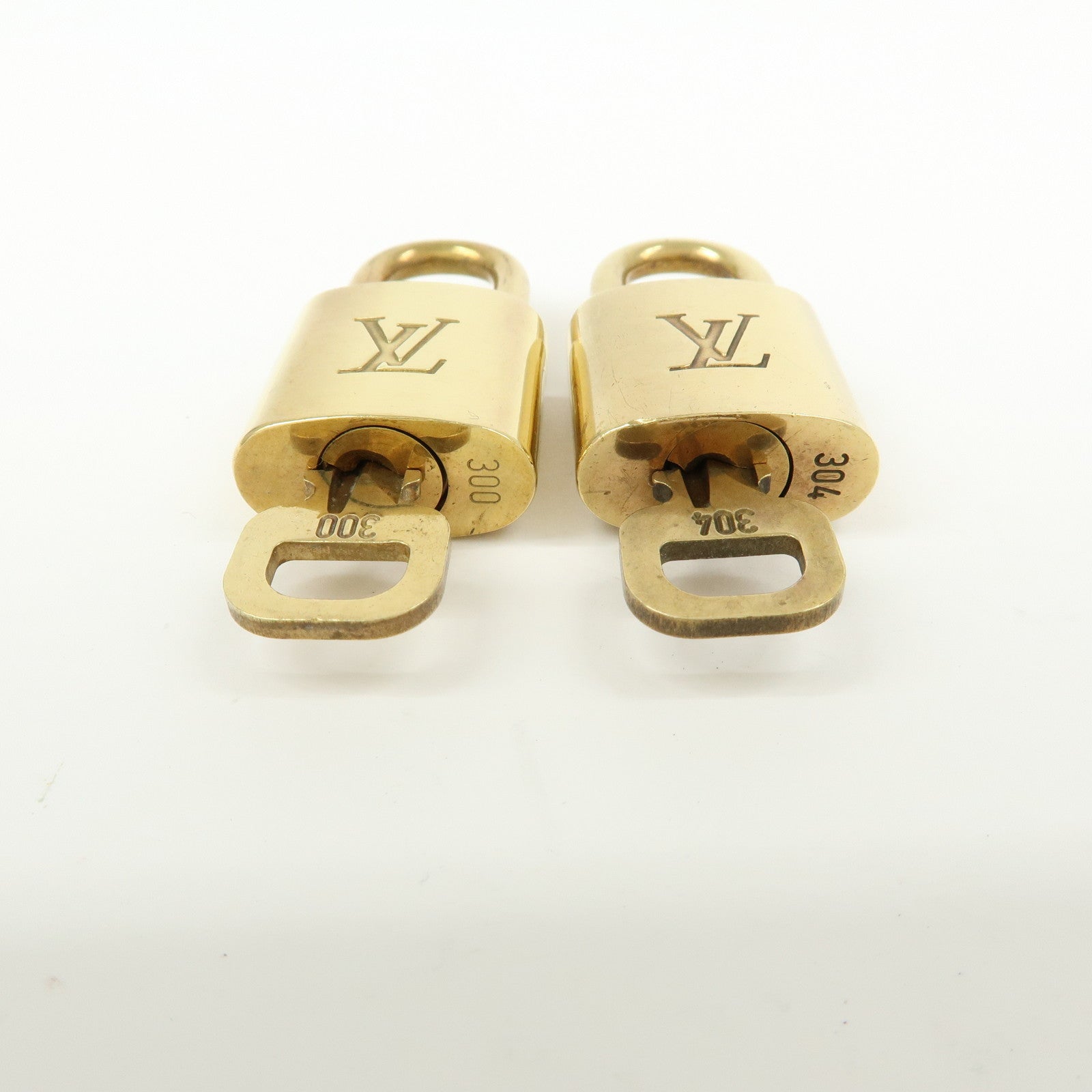 Louis Vuitton Set of 10 Lock & Key Cadena Key Lock Used