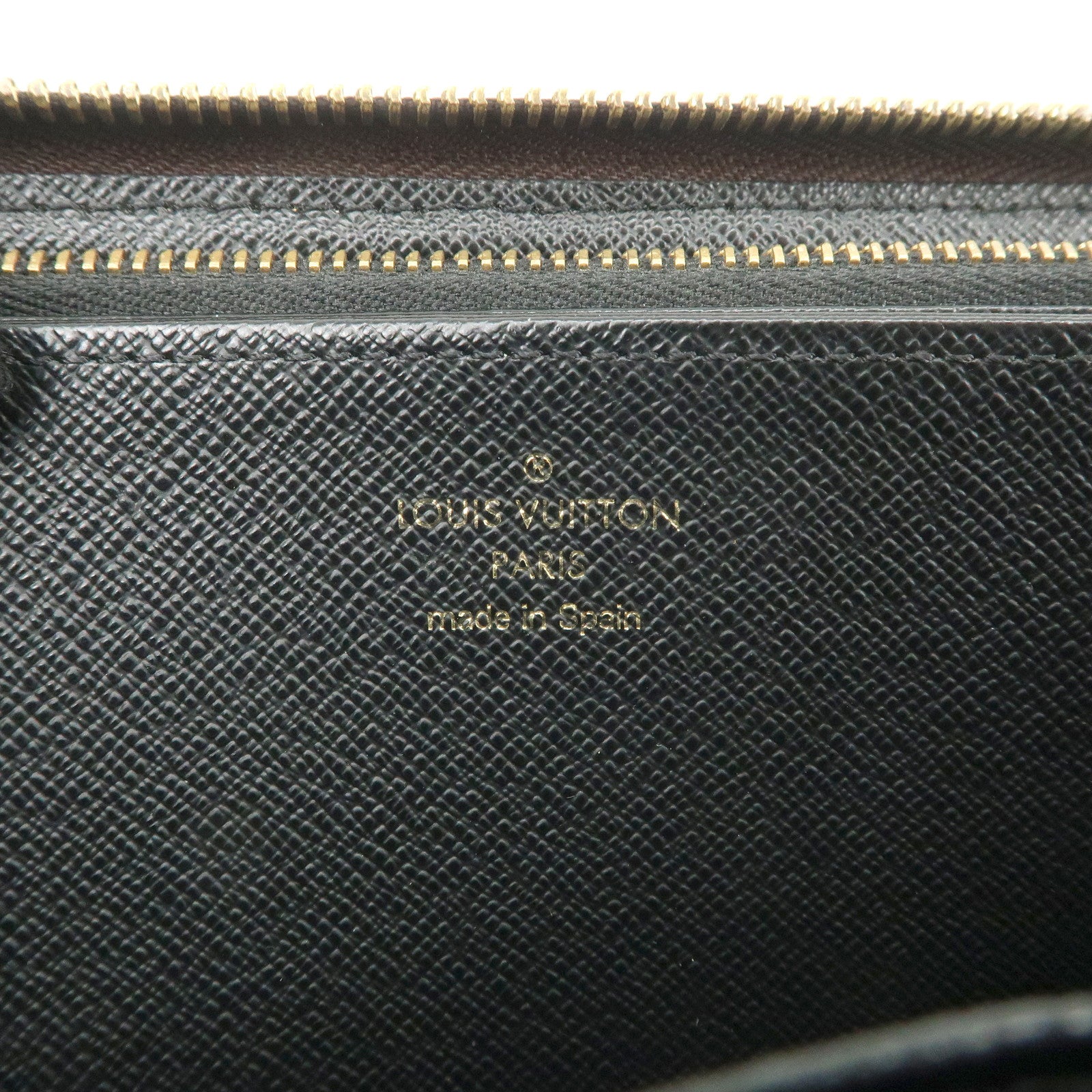 Louis Vuitton Giant Monogram Reverse Zippy Wallet Long Wallet M69353 Used