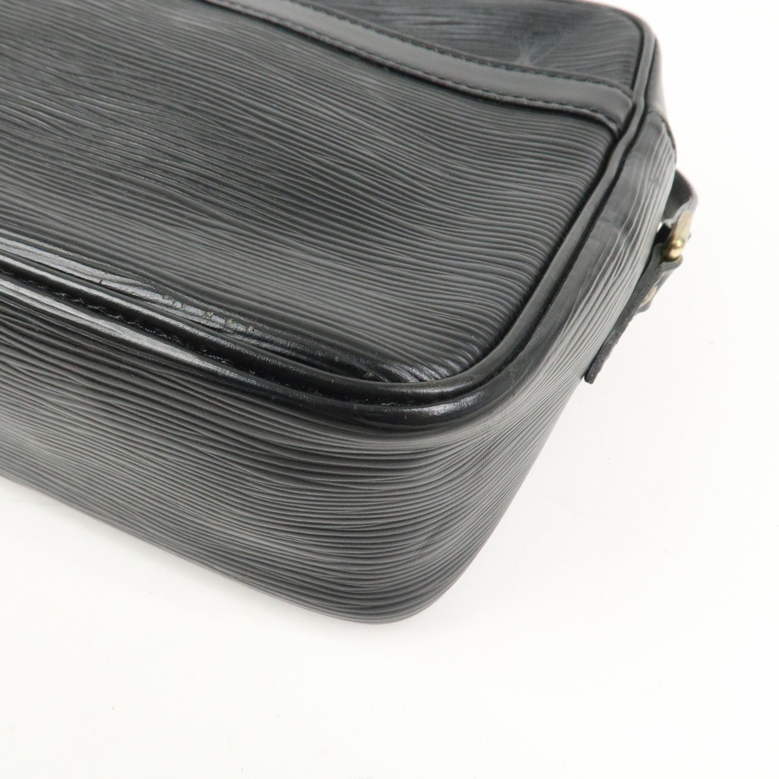 Louis Vuitton Epi Trocadero 27 Shoulder Bag Noir Black M52302