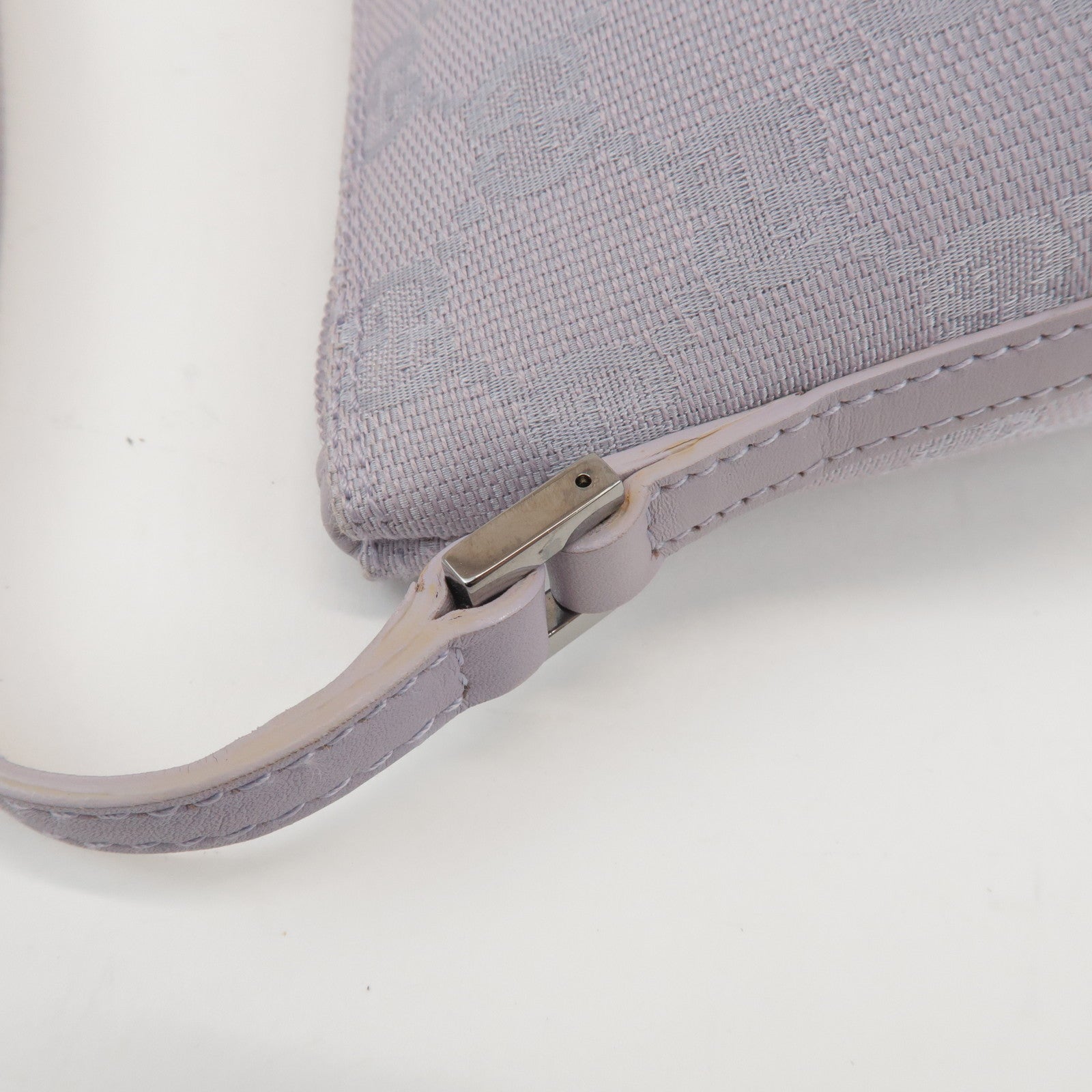 GUCCI Boat Bag GG Canvas Leather Hand Bag Pouch Light Purple 07198