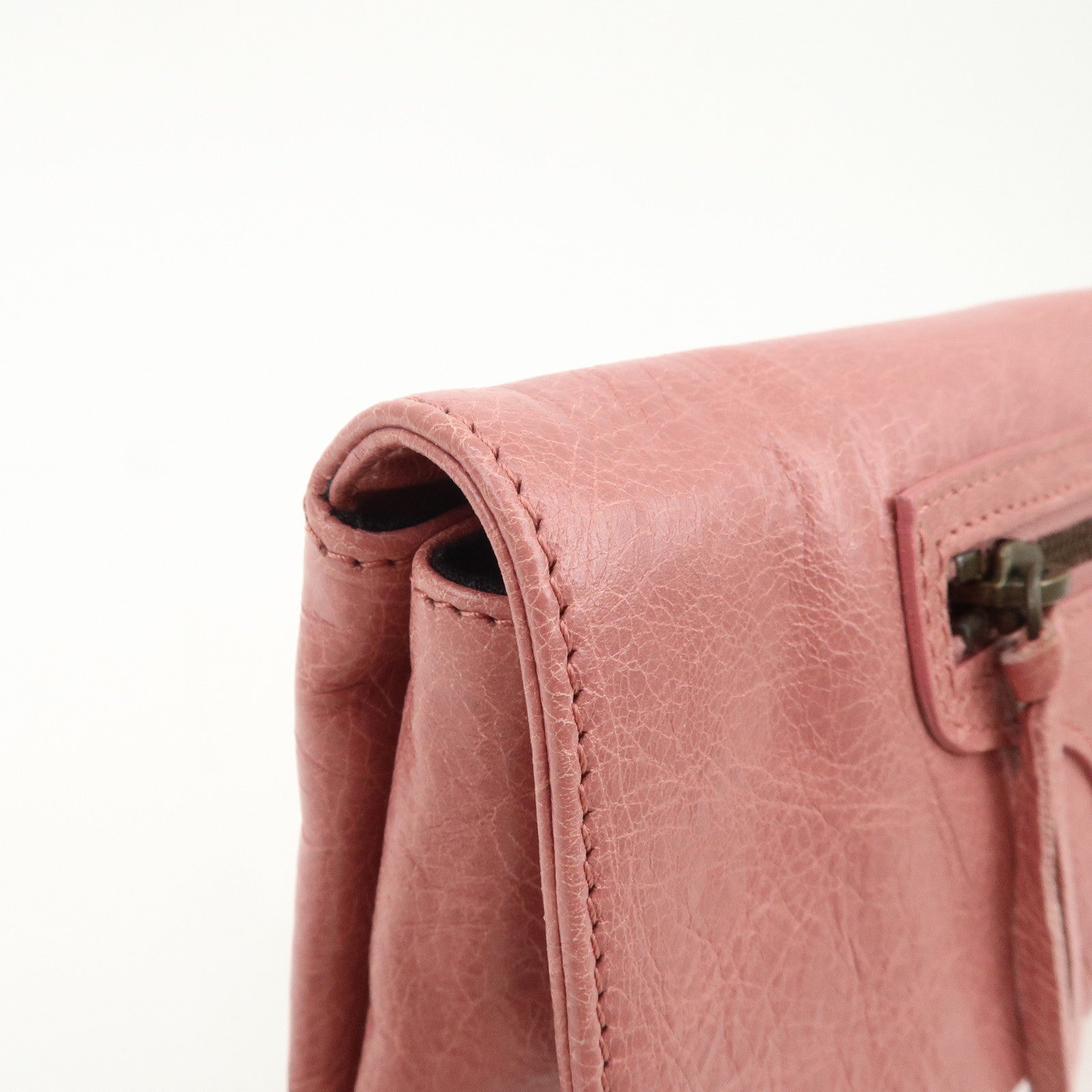 BALENCIAGA Logo Leather Giant Clutch Bag Pink