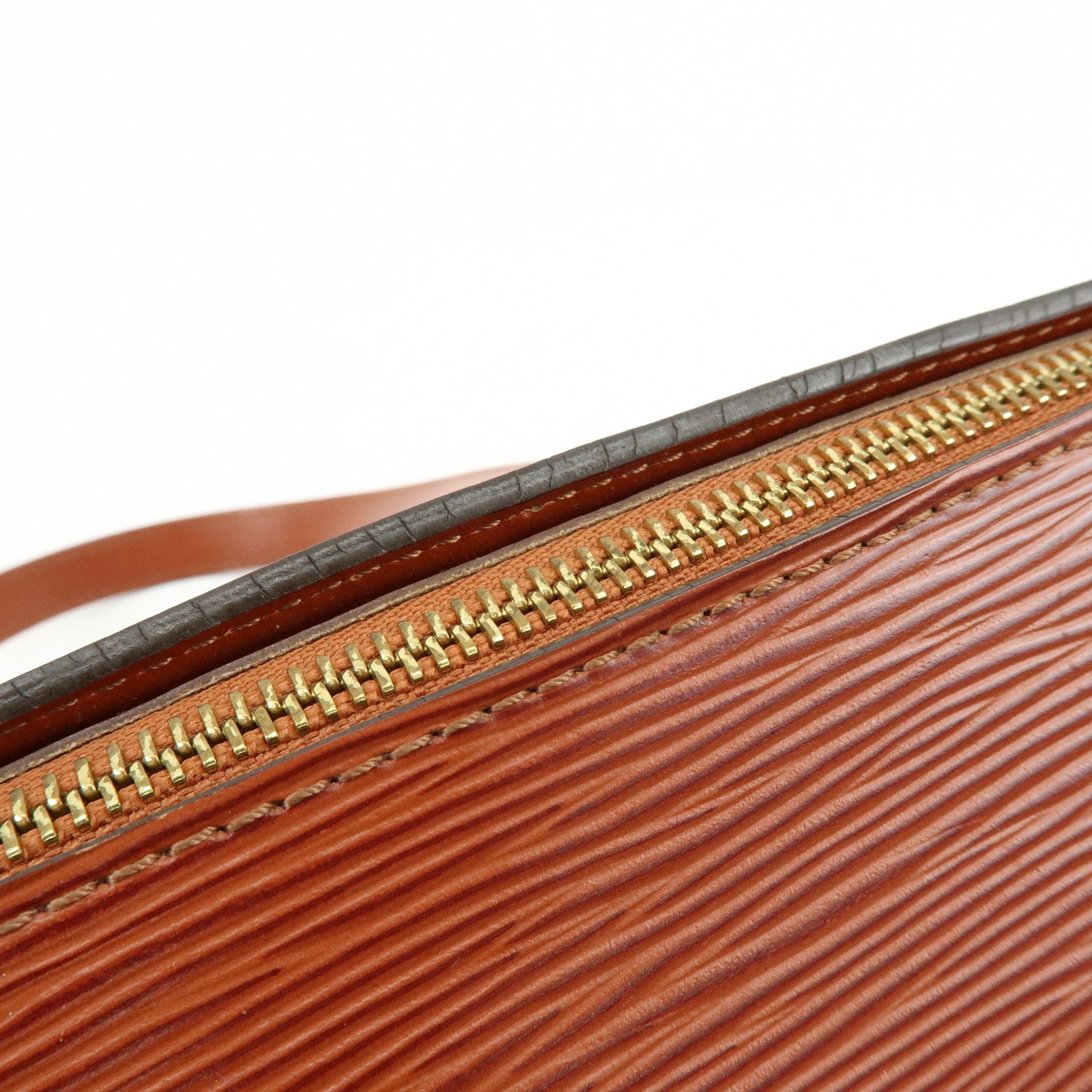 Louis Vuitton Epi Leather Soufflot Hand Bag Kenya Brown M52223