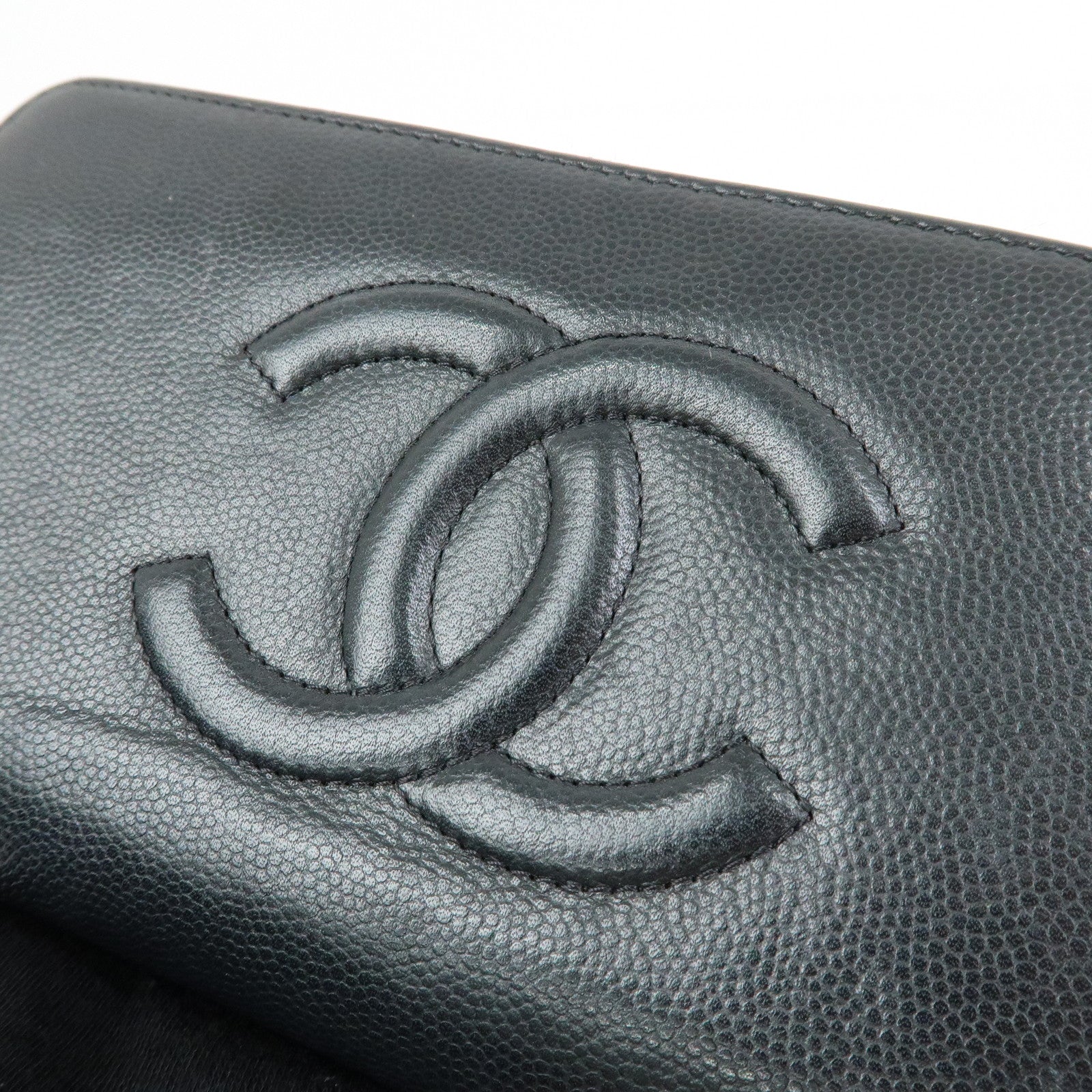 CHANEL COCO Mark Caviarskin Round Zippy Wallet Black Silver