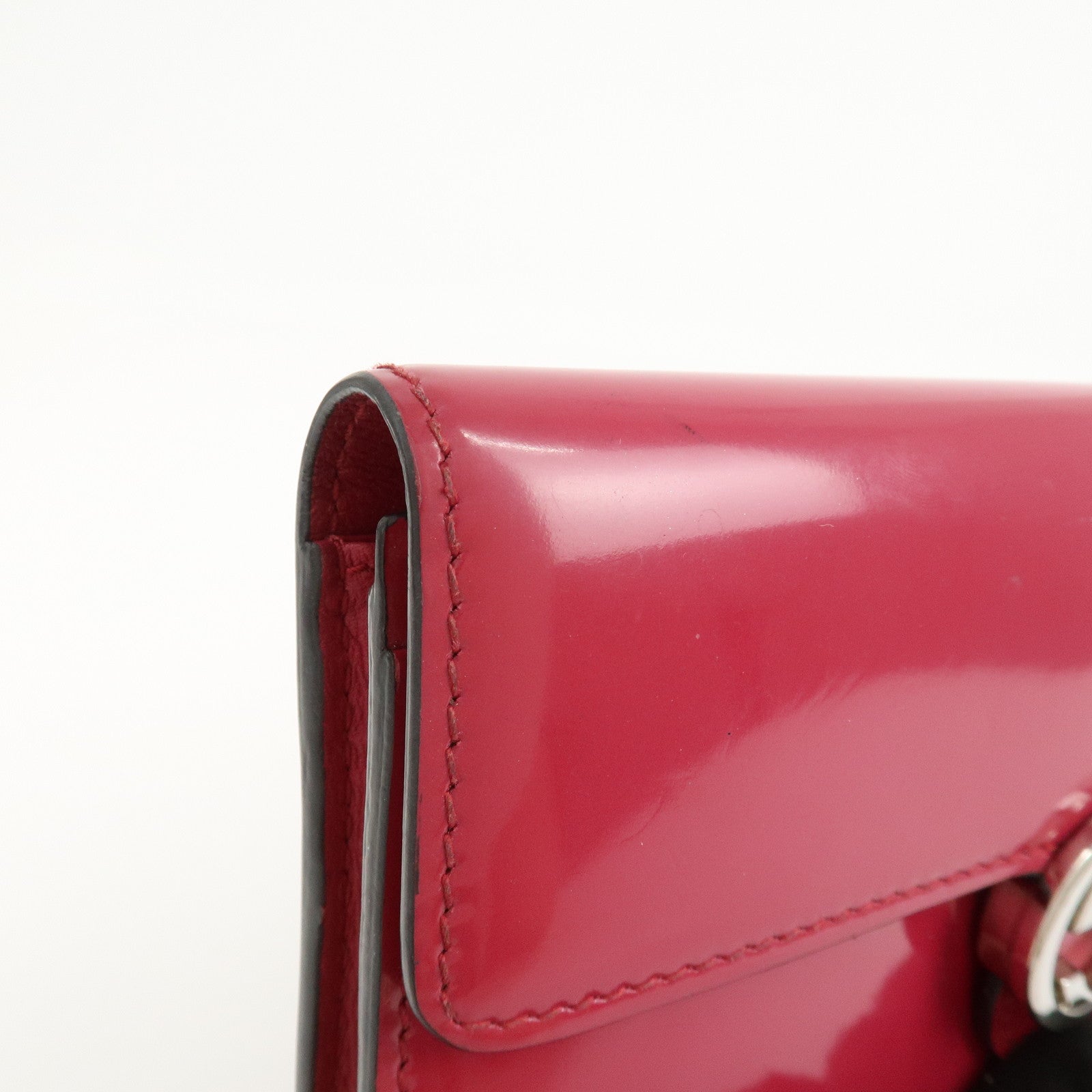GUCCI Guccissima Interlocking G Patent Leather Wallet Pink 369663