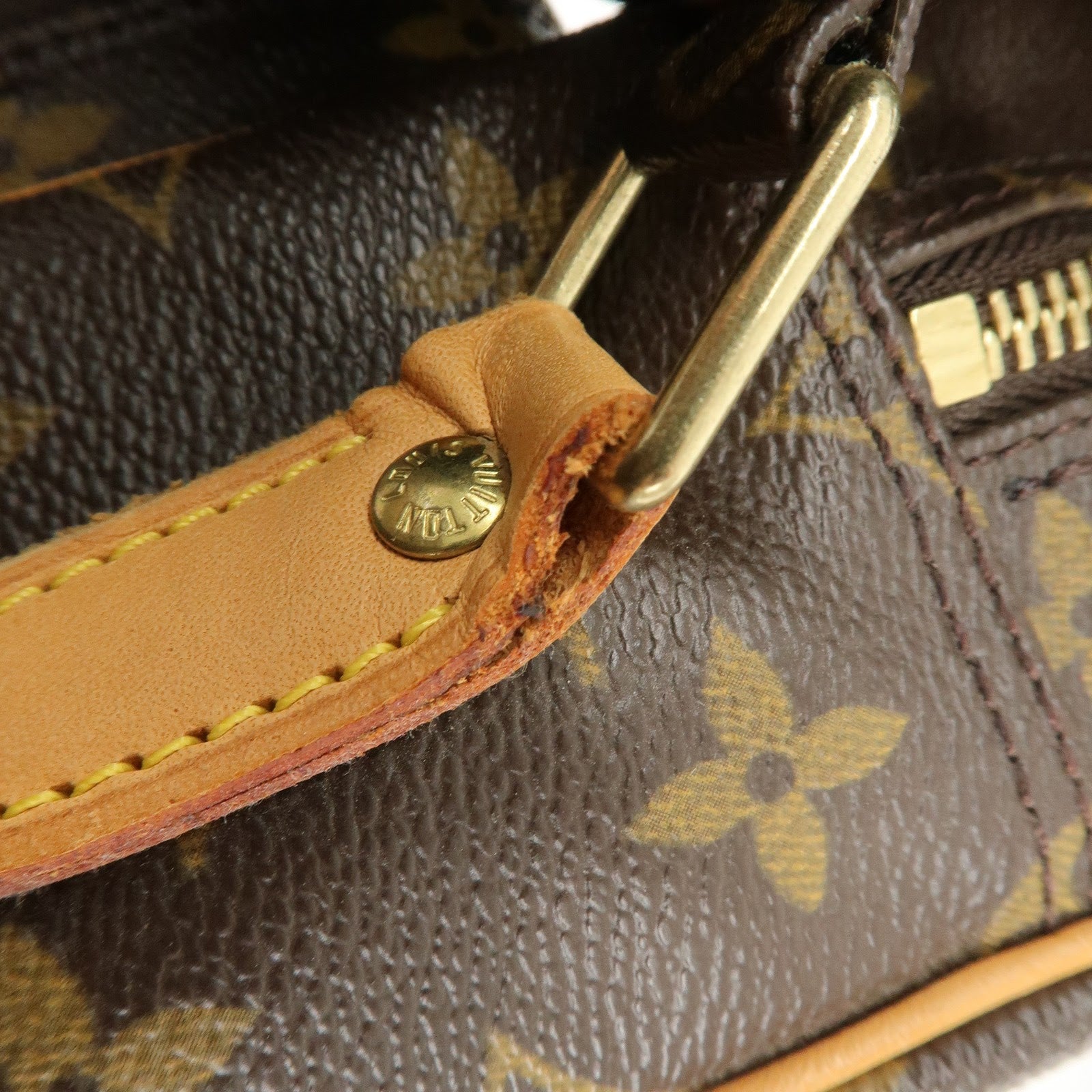 Louis Vuitton Monogram Nile Shoulder Bag Crossbody Bag M45244