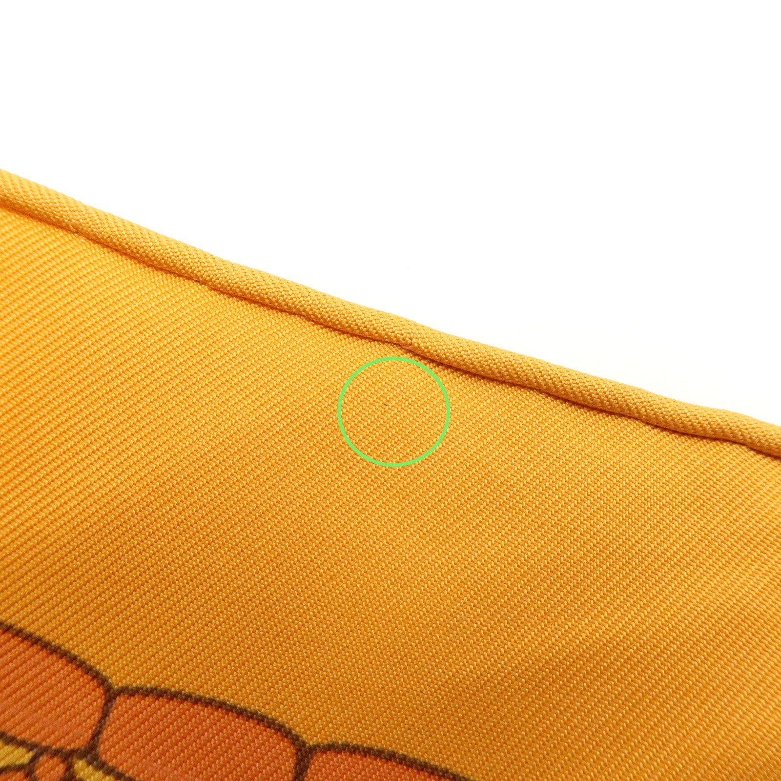 HERMES Carre 90 Silk 100% Scarf Tresor Royal Du Benin Orange