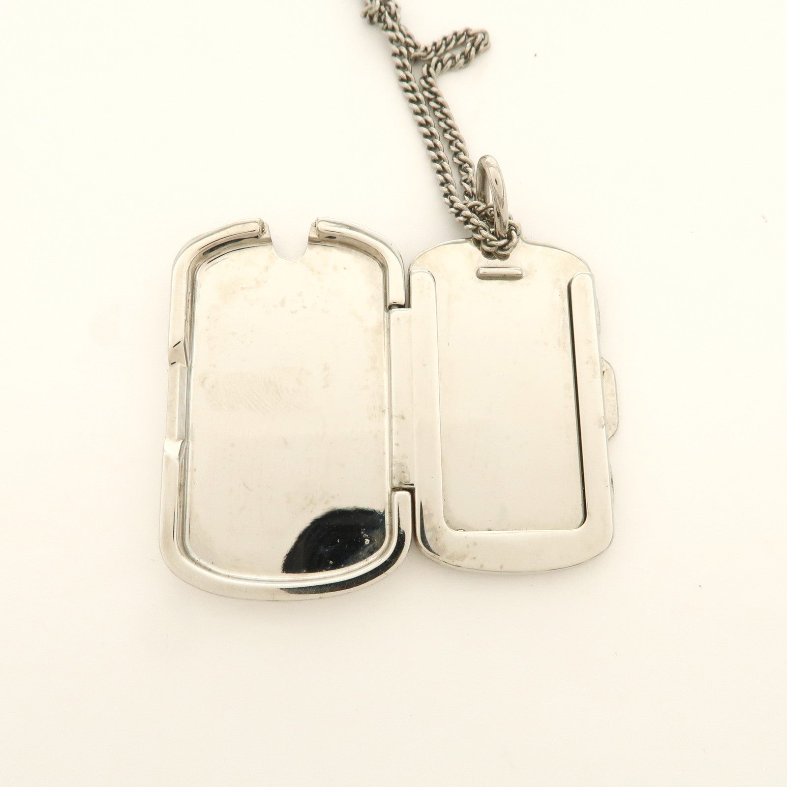 Louis Vuitton Monogram Metal Locket Necklace Silver M62484