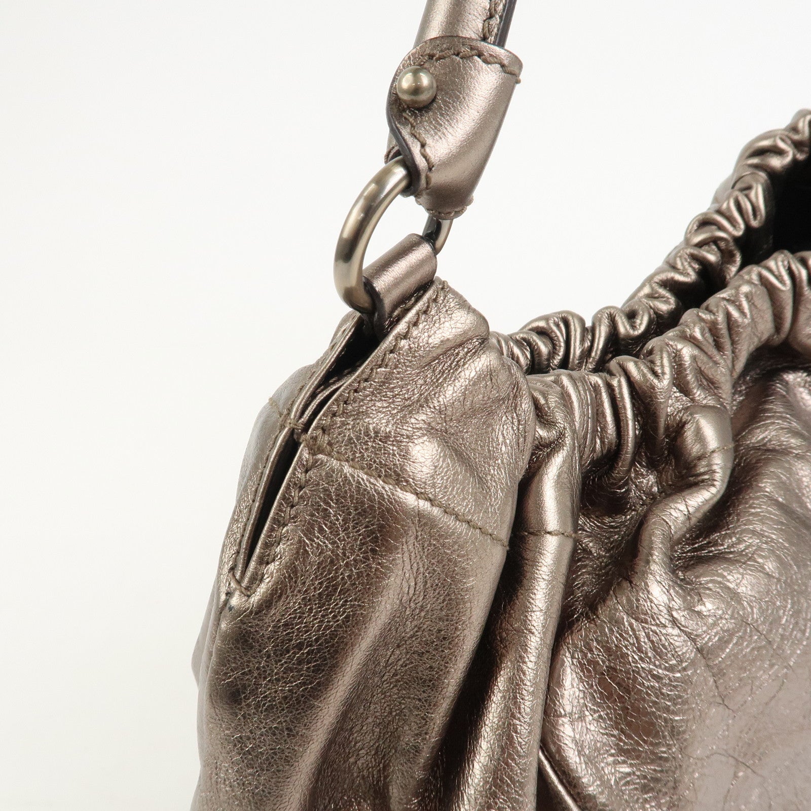 Ferragamo Vara Ribbon Logo Leather Shoulder Bag Hand Bag Silver