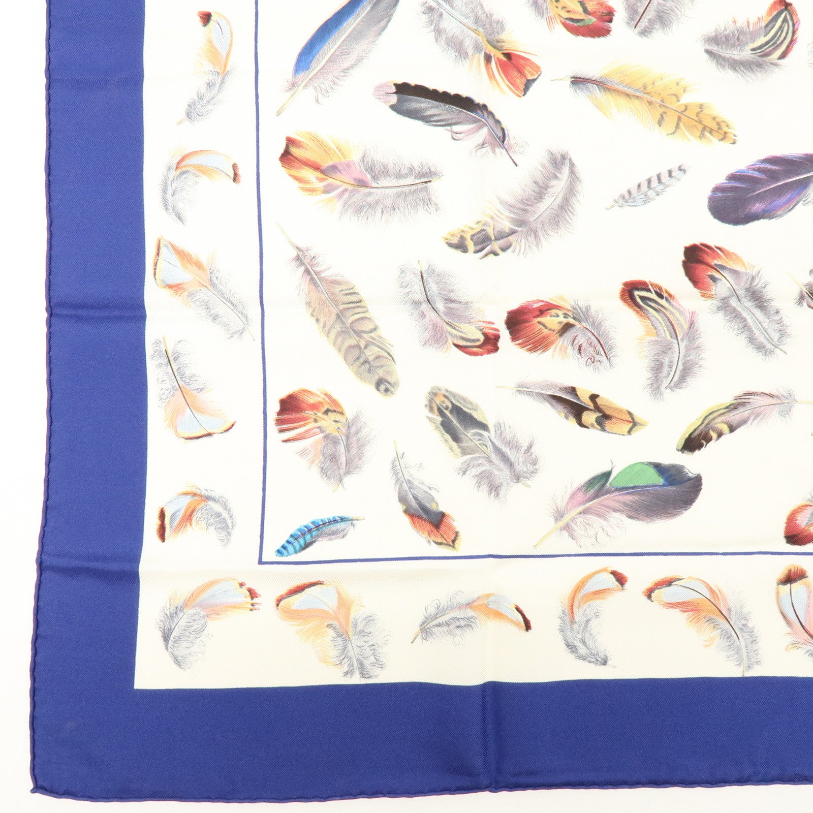 HERMES Carre 90 100% Silk Scarf PLUMES Feather Print Blue White