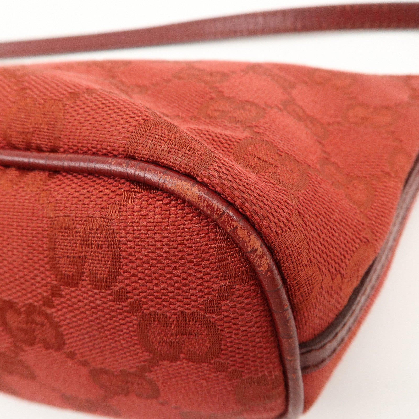 GUCCI Boat Bag GG Canvas Leather Accessory Poach Hand Bag Red 07198