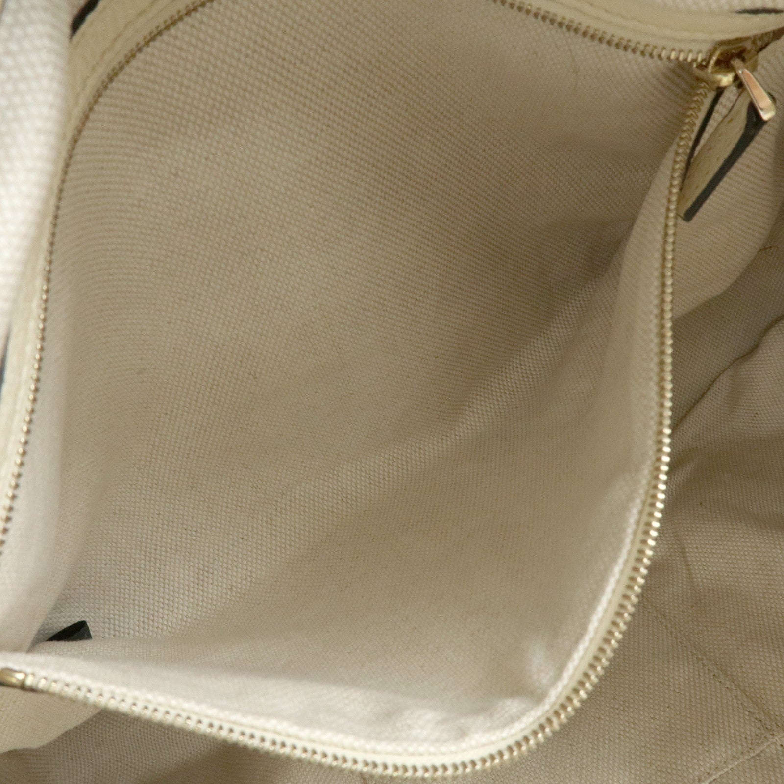 GUCCI SOHO Interlocking G Calf Leather Chain Shoulder Bag 536196