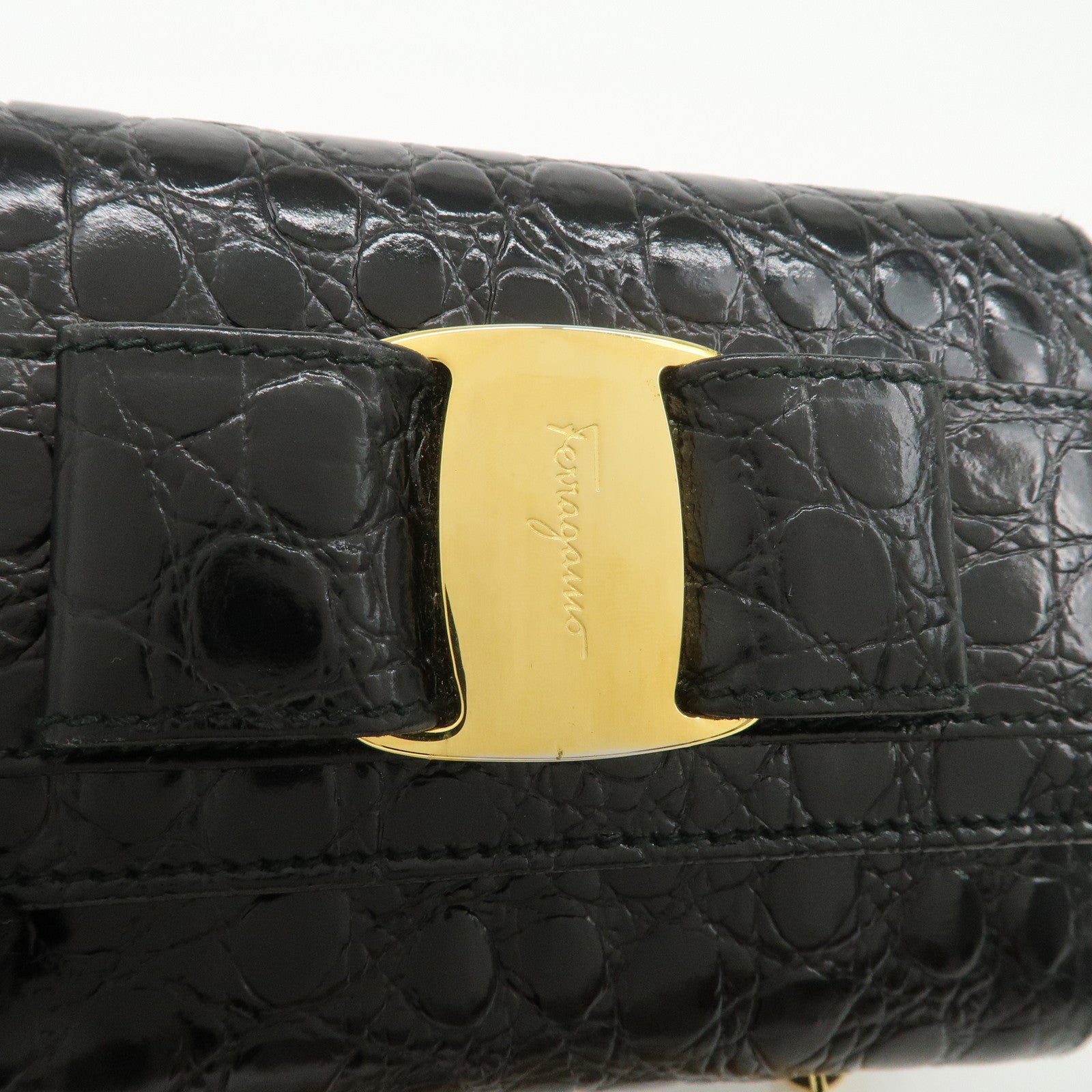 Ferragamo Vara Ribbon Leather Chain Shoulder Bag Black AQ213202