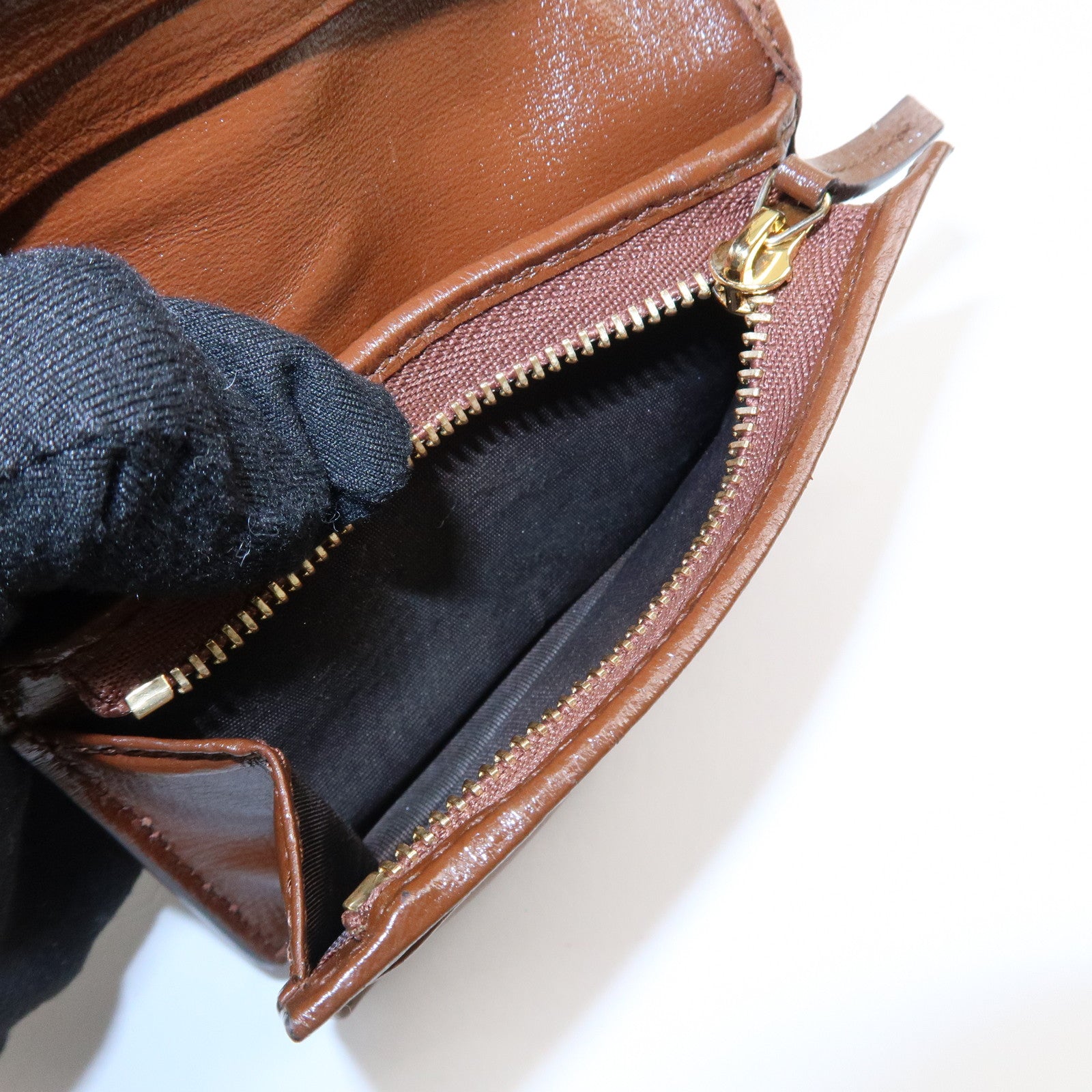 GUCCI GG Supreme Leather Heart Bi-fold Compact Wallet 648848 Used