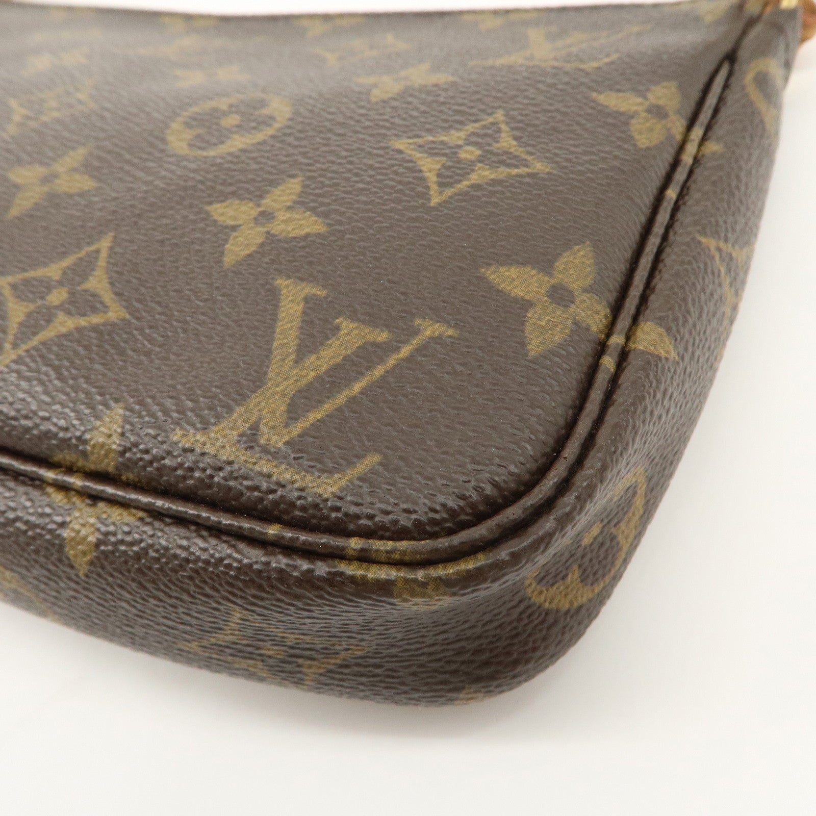 Louis Vuitton Monogram Pochette Accessoires Hand Bag Pouch M51980 Used