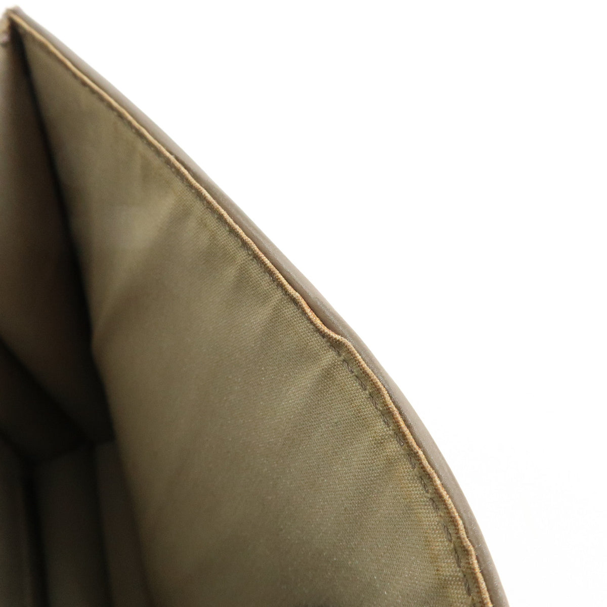Louis Vuitton Epi Leather Biarritz PM Shoulder Bag Pepper M5293B