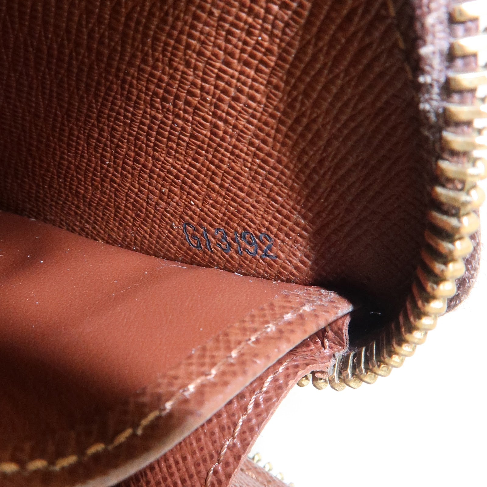 Louis Vuitton Monogram Zippy Round Long Wallet Brown M42616