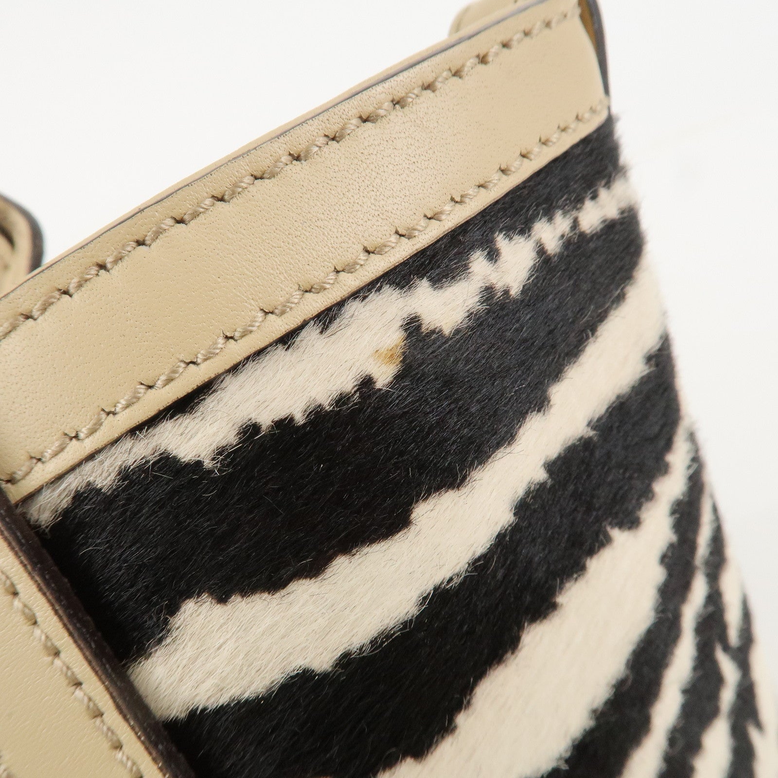 GUCCI Craft Unborn Calf Leather Tote Bag Zebra Pattern Beige 23793 Used