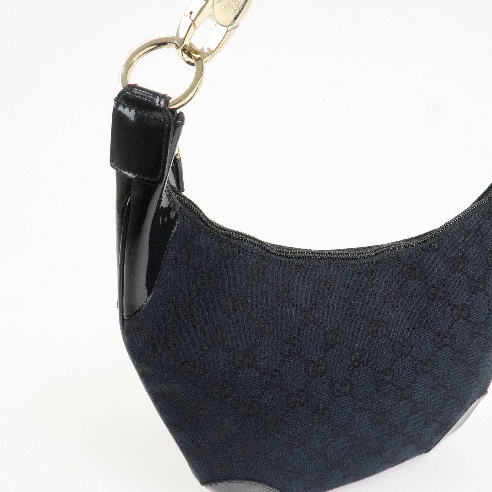 GUCCI GG Canvas Patent Leather Shoulder Bag Black 001.4158 Used