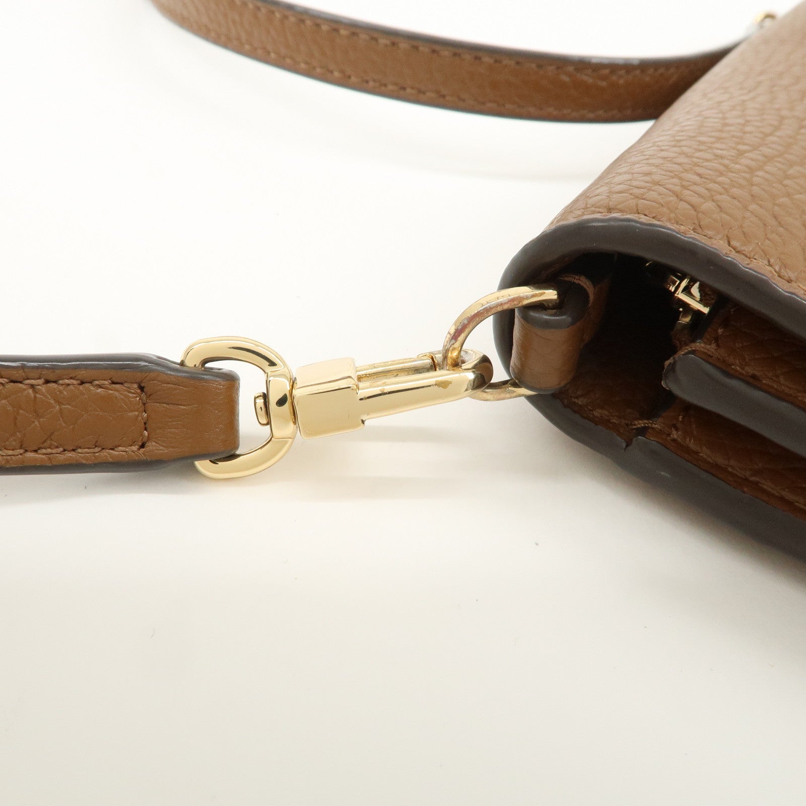 TORY BURCH Leather Shoulder Wallet Brown Used