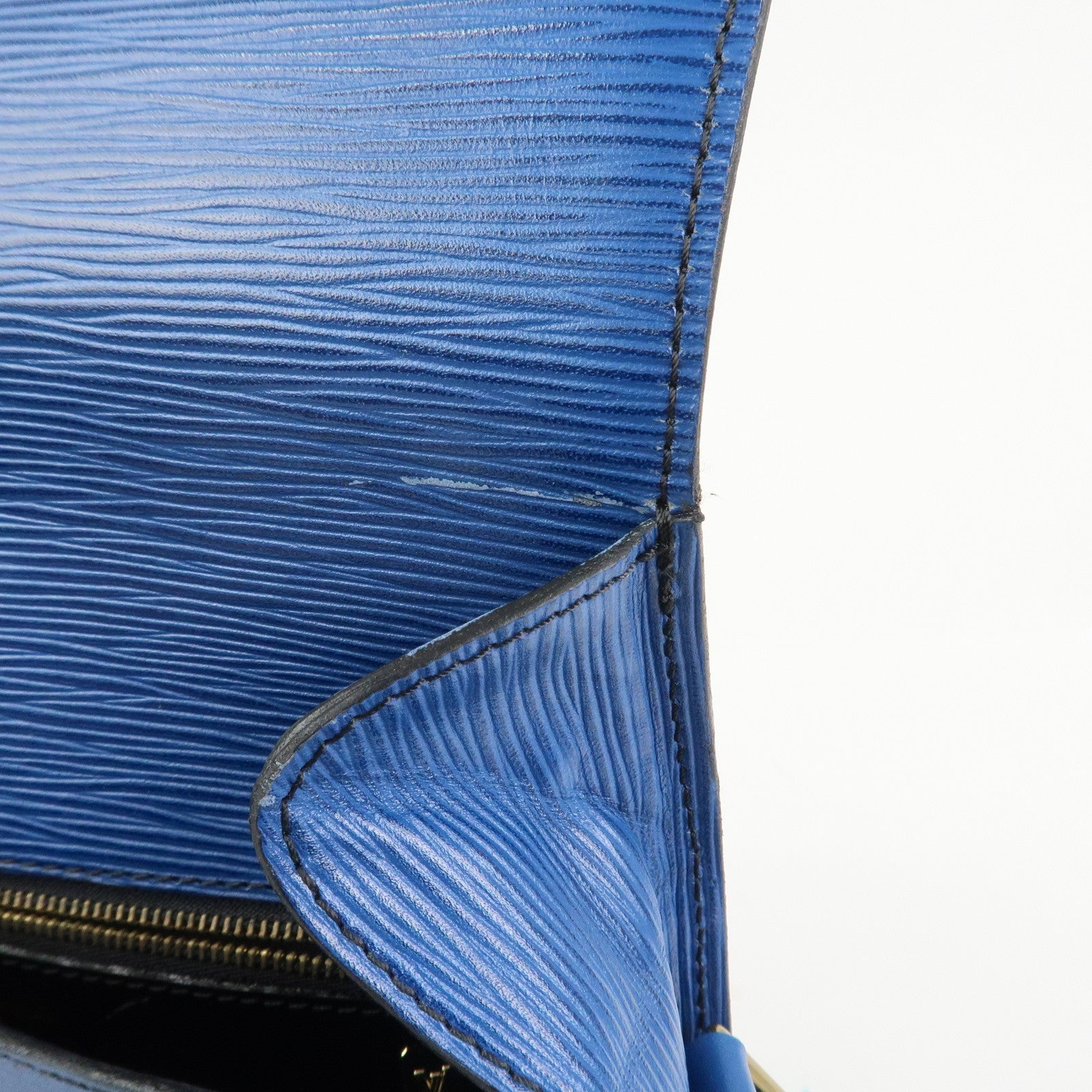 Louis Vuitton Epi Saint Cloud Shoulder Bag Toledo Blue M52195