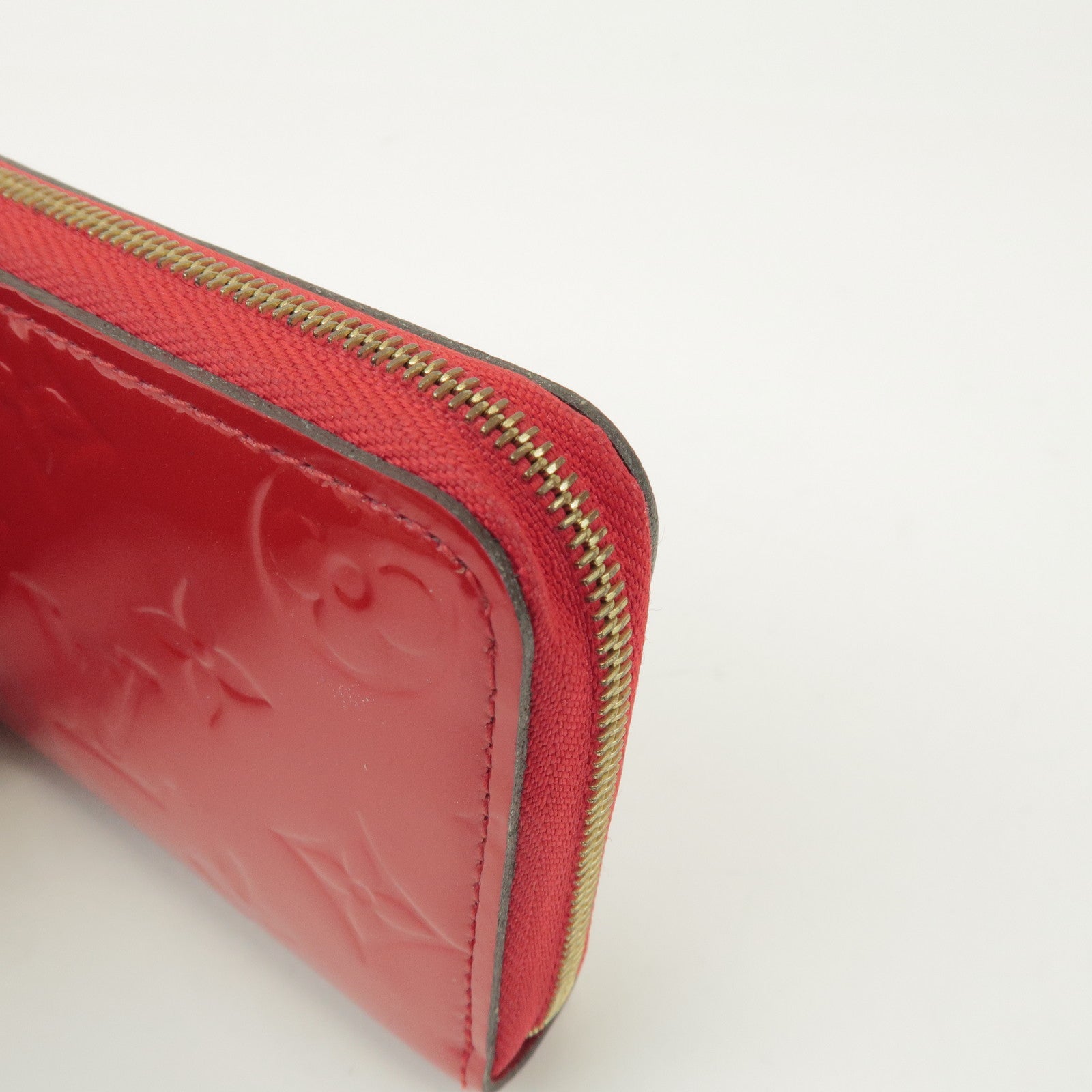 Louis Vuitton Monogram Vernis Zippy Coin Purse Pomme d'Amour M93608