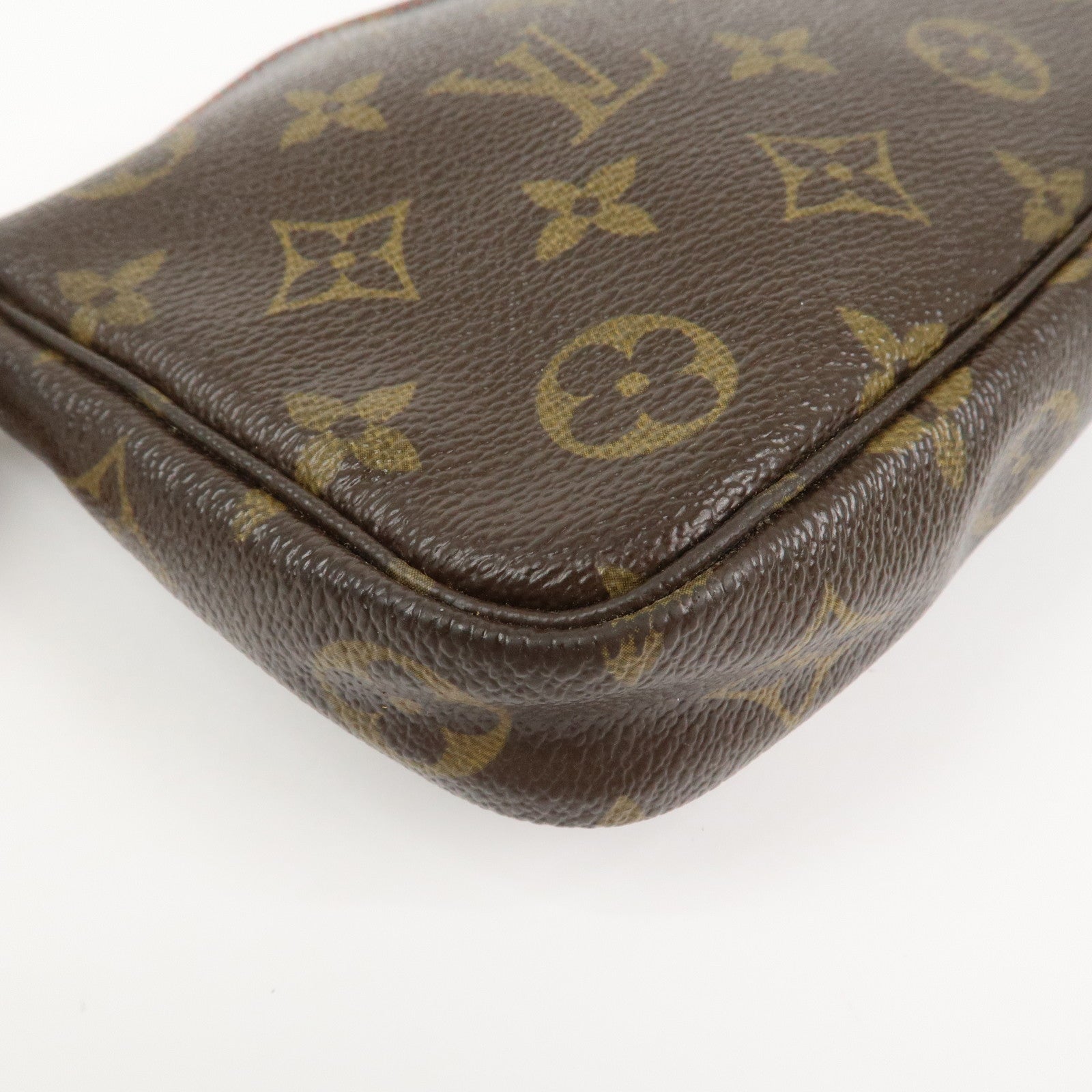 Louis Vuitton Monogram Cherry Pochette Accessoires Pouch M95008