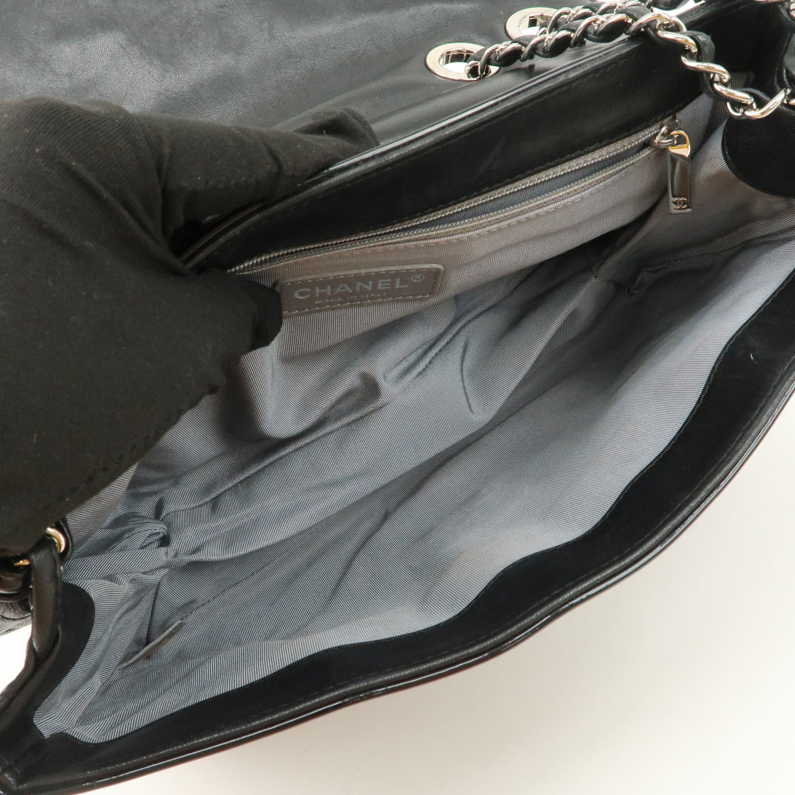 CHANEL Patent Leather Chain Shoulder Bag Hand Bag Black