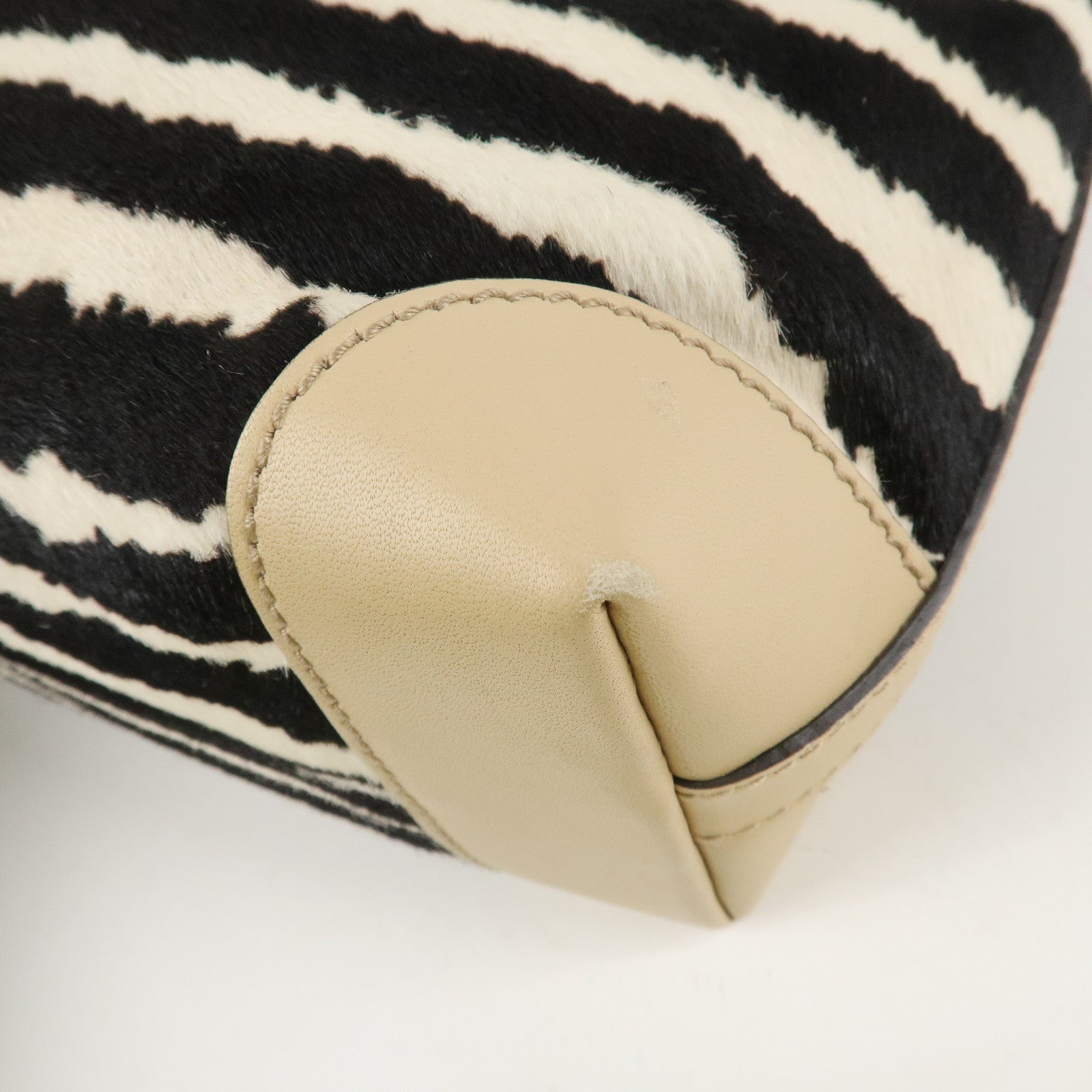 GUCCI Craft Unborn Calf Leather Tote Bag Zebra Pattern Beige 23793 Used